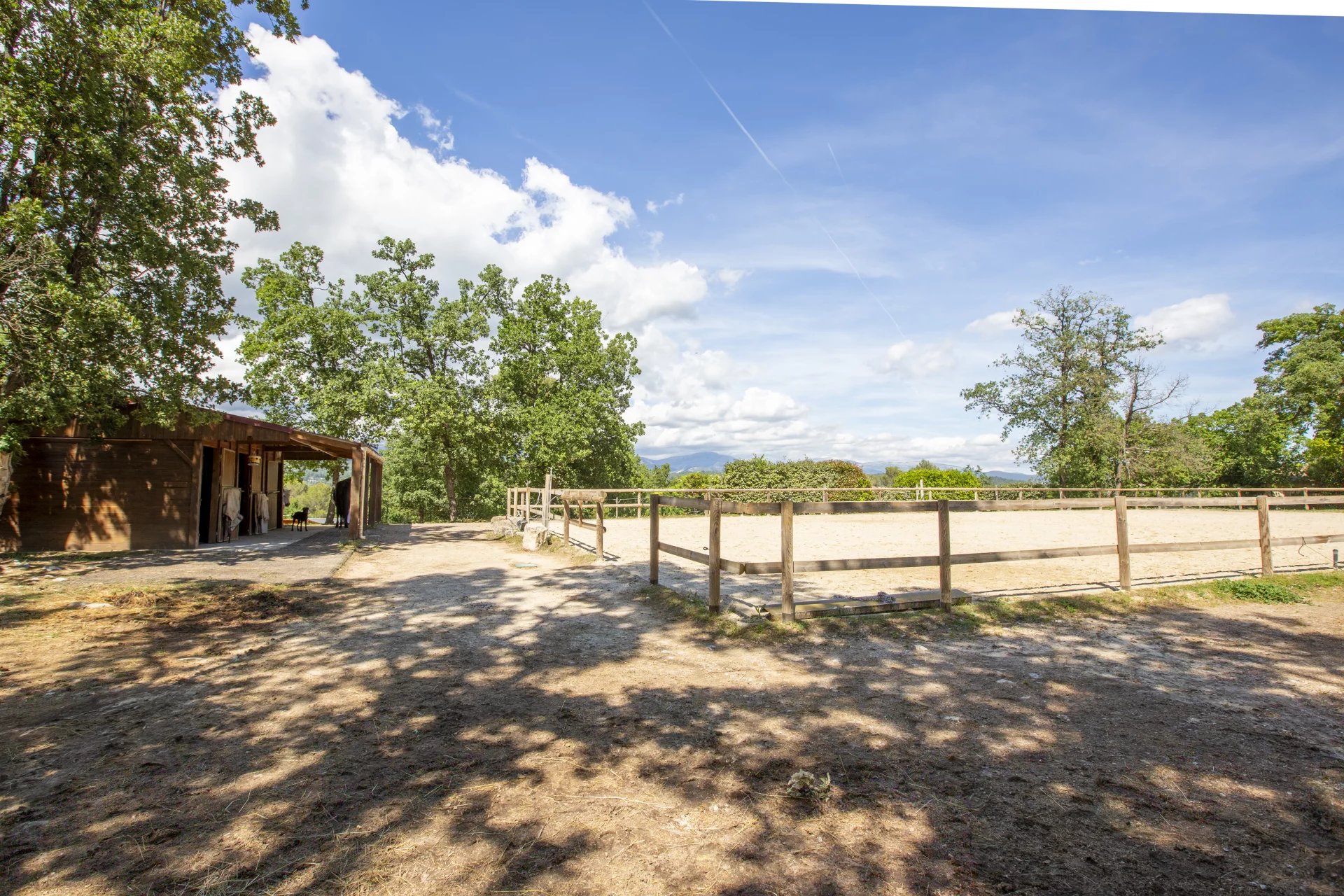 Beautiful Stone Property near Fayence with Views and Stables - Fayence