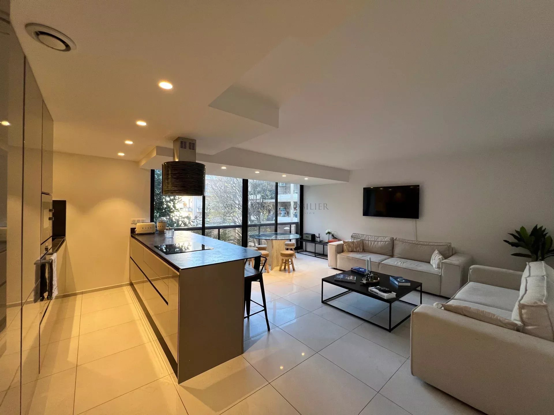 Agence immobilière de 