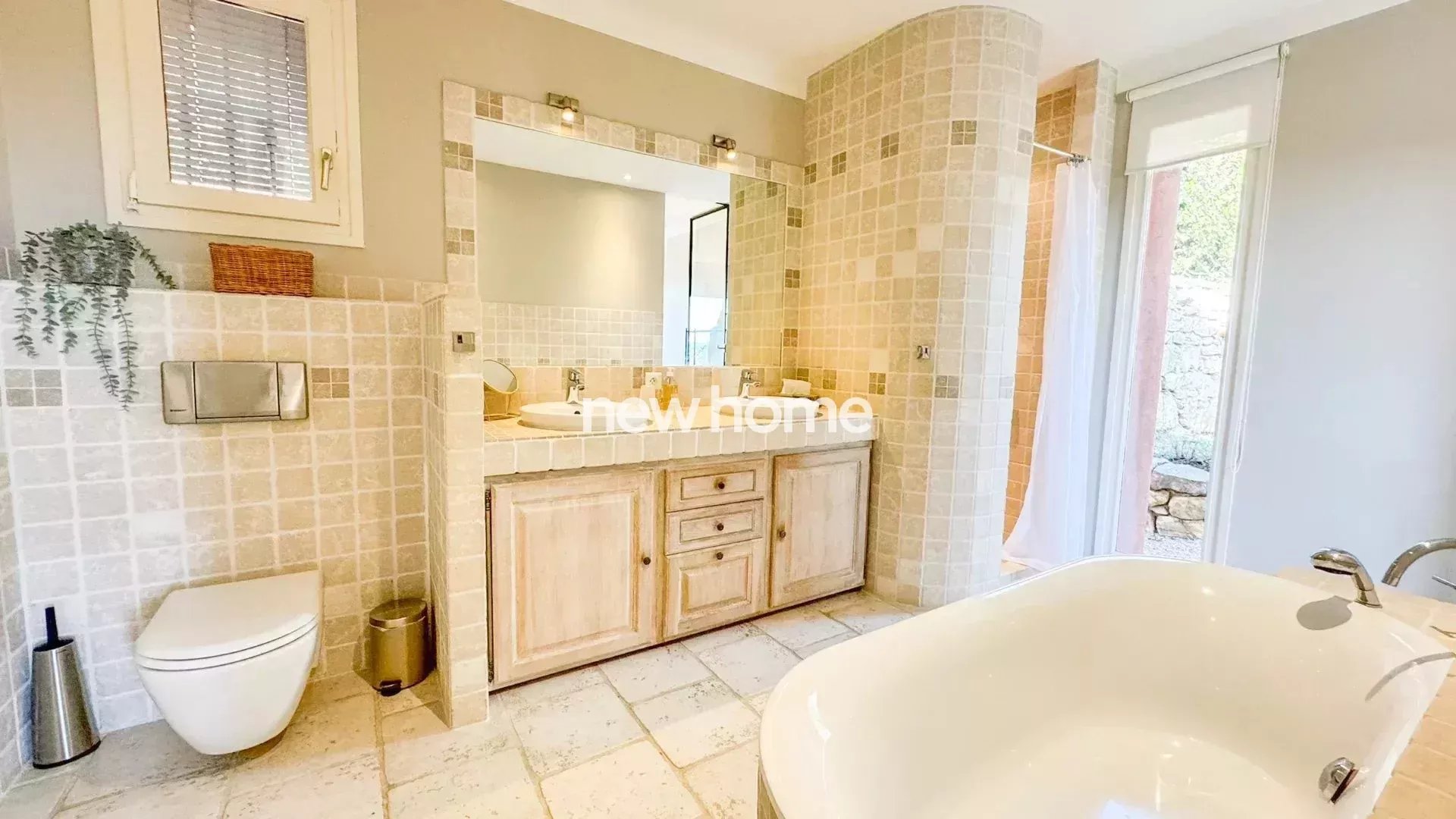 Magnifique villa avec vue panoramique à Lorgues