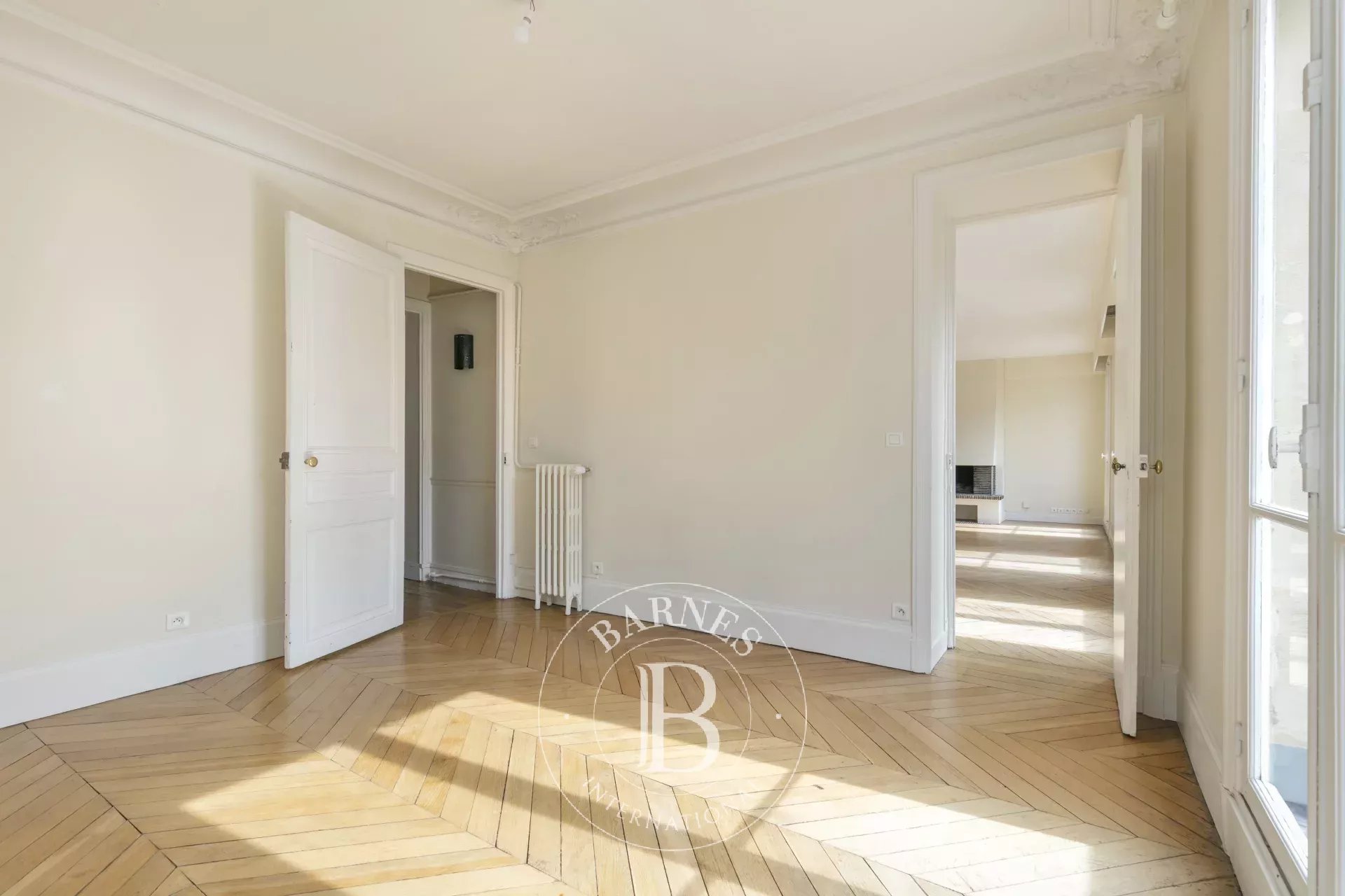 Daire Paris 8ème - picture 5