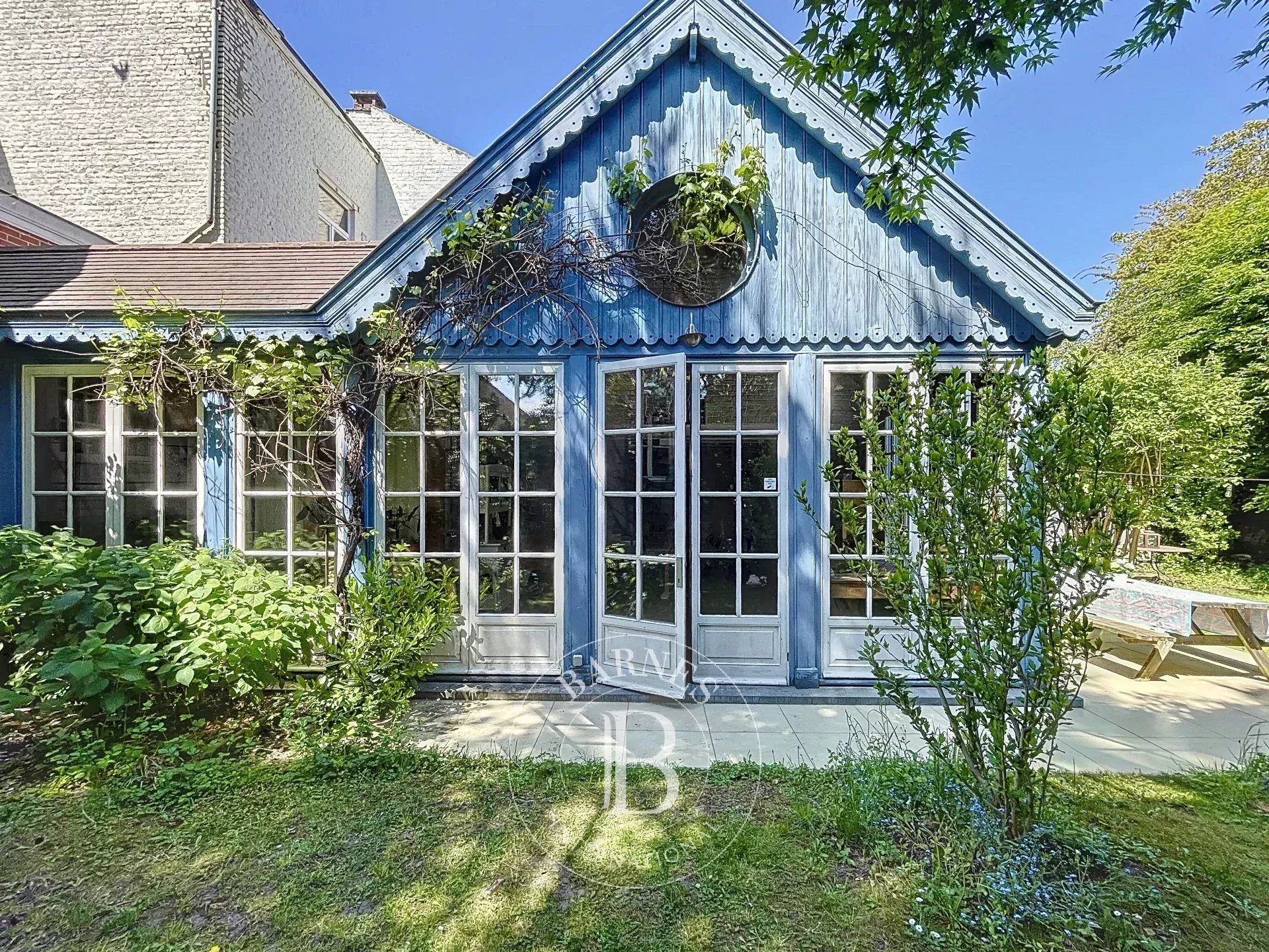 Uccle-Maison de charme-Un havre de paix à vendre