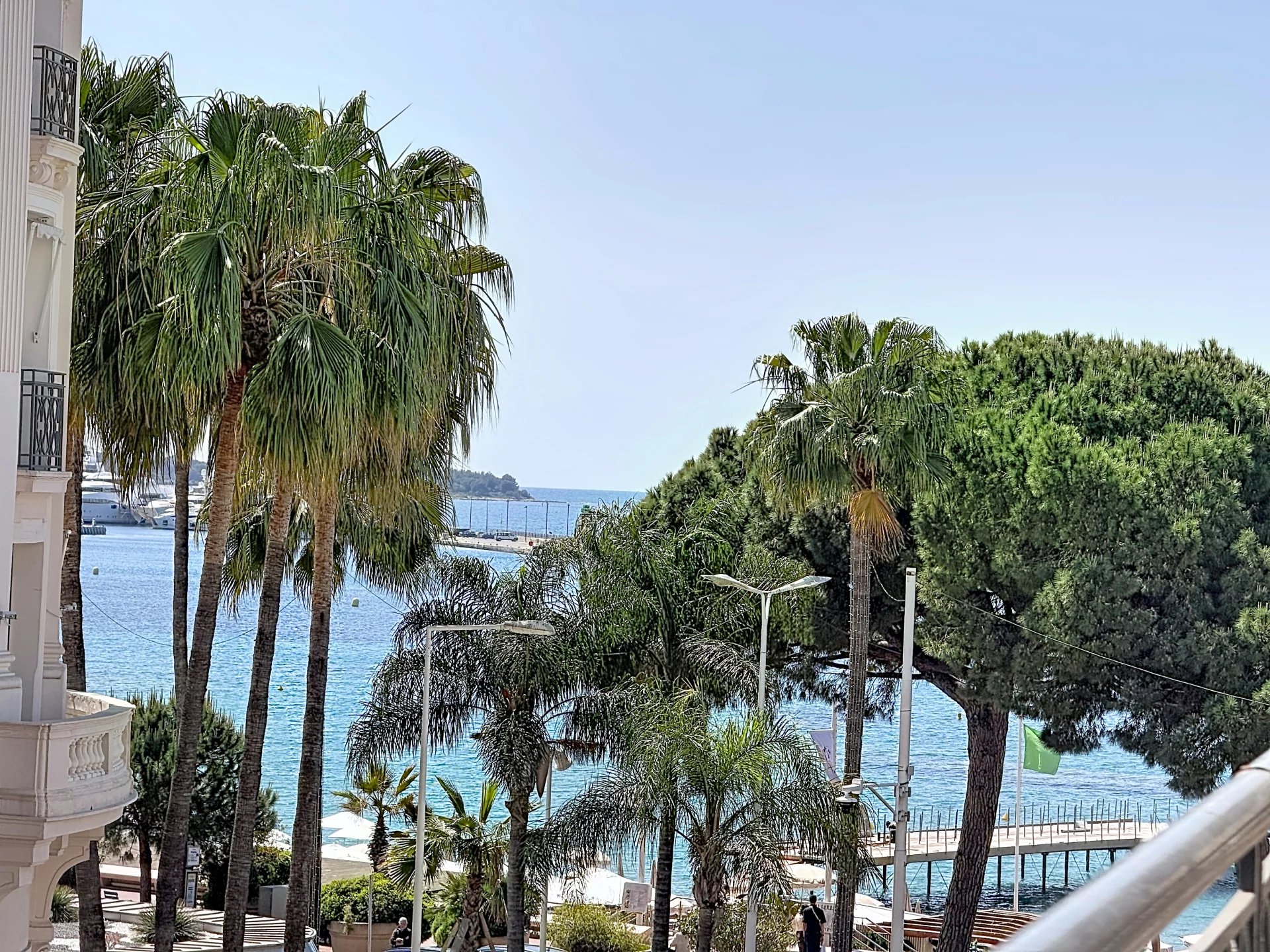 Sale Apartment Cannes Arrière Croisette