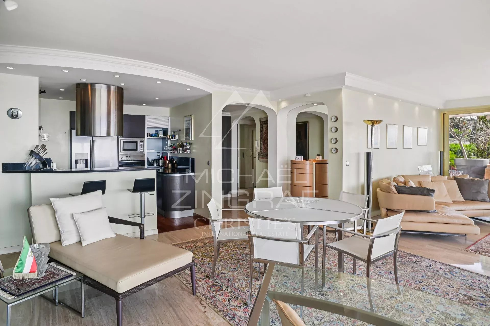 2 Bedroom Apartment/Flat's Image 7