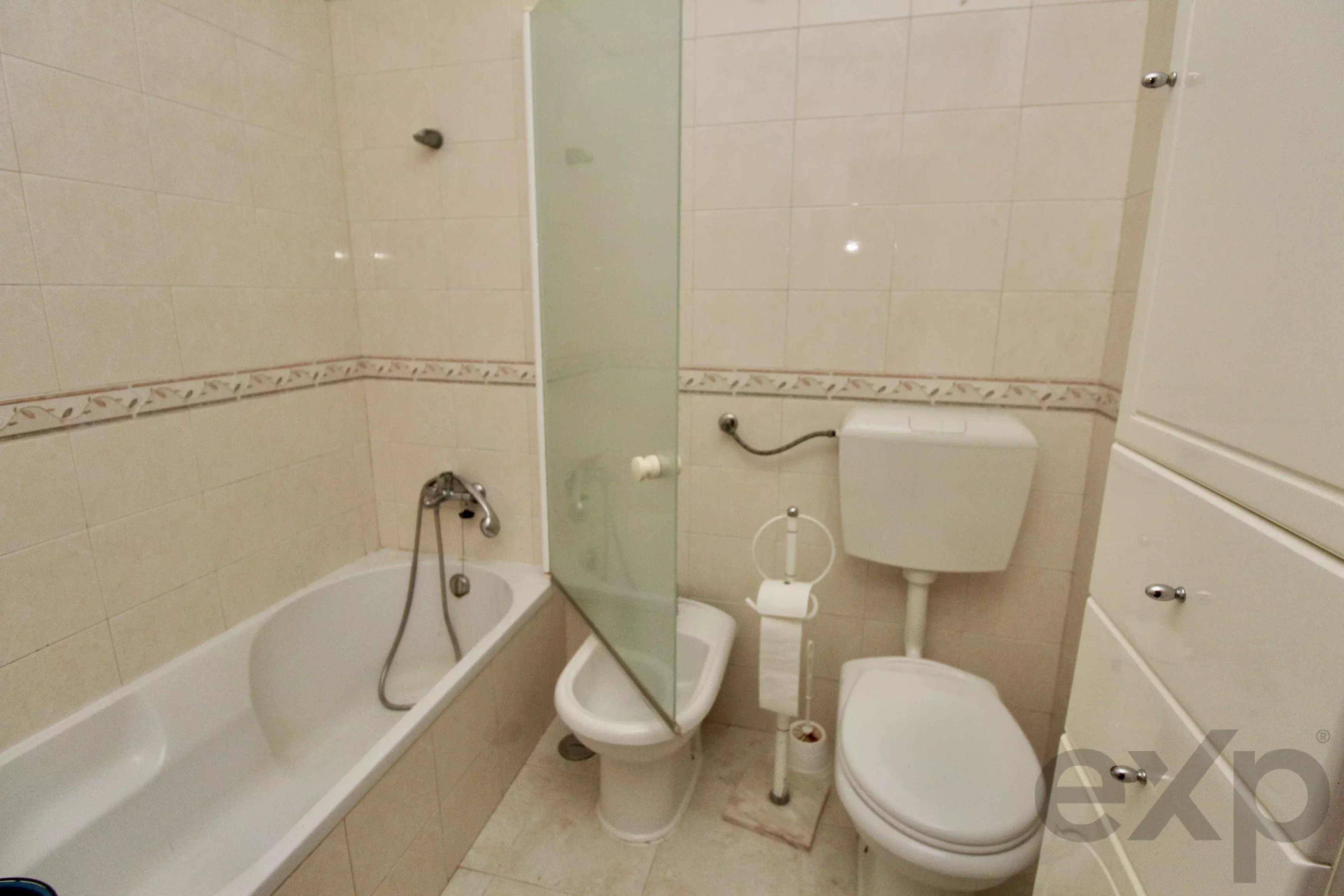 3 bedroom duplex a few meters from Fuzeta beach 8700-898 image 23