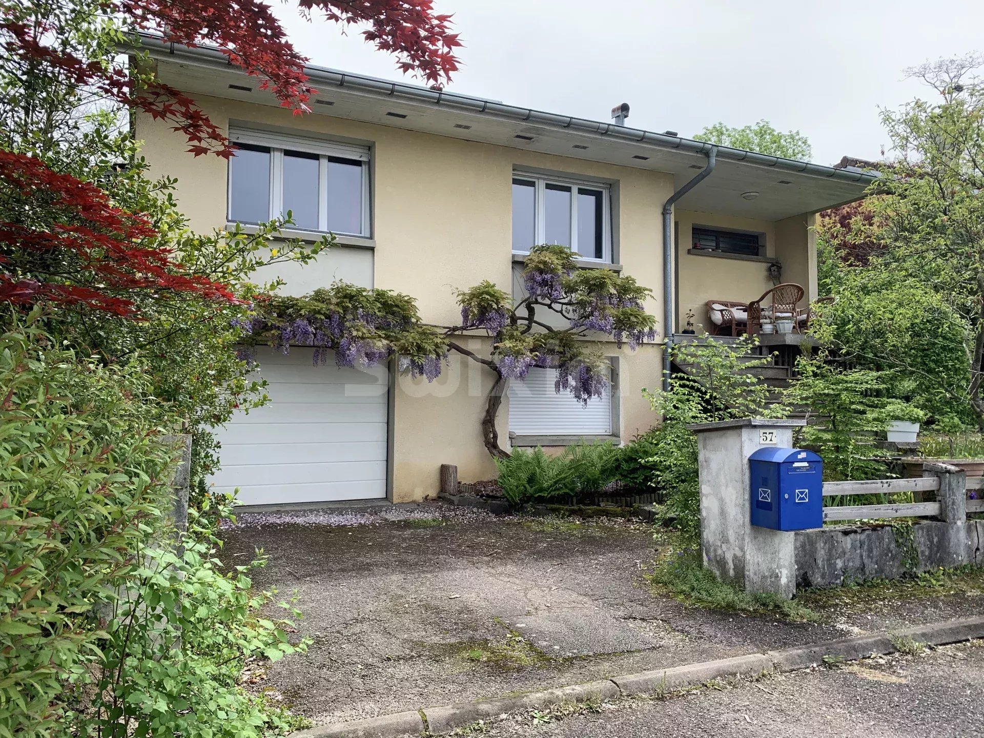 Agence immobilière de 