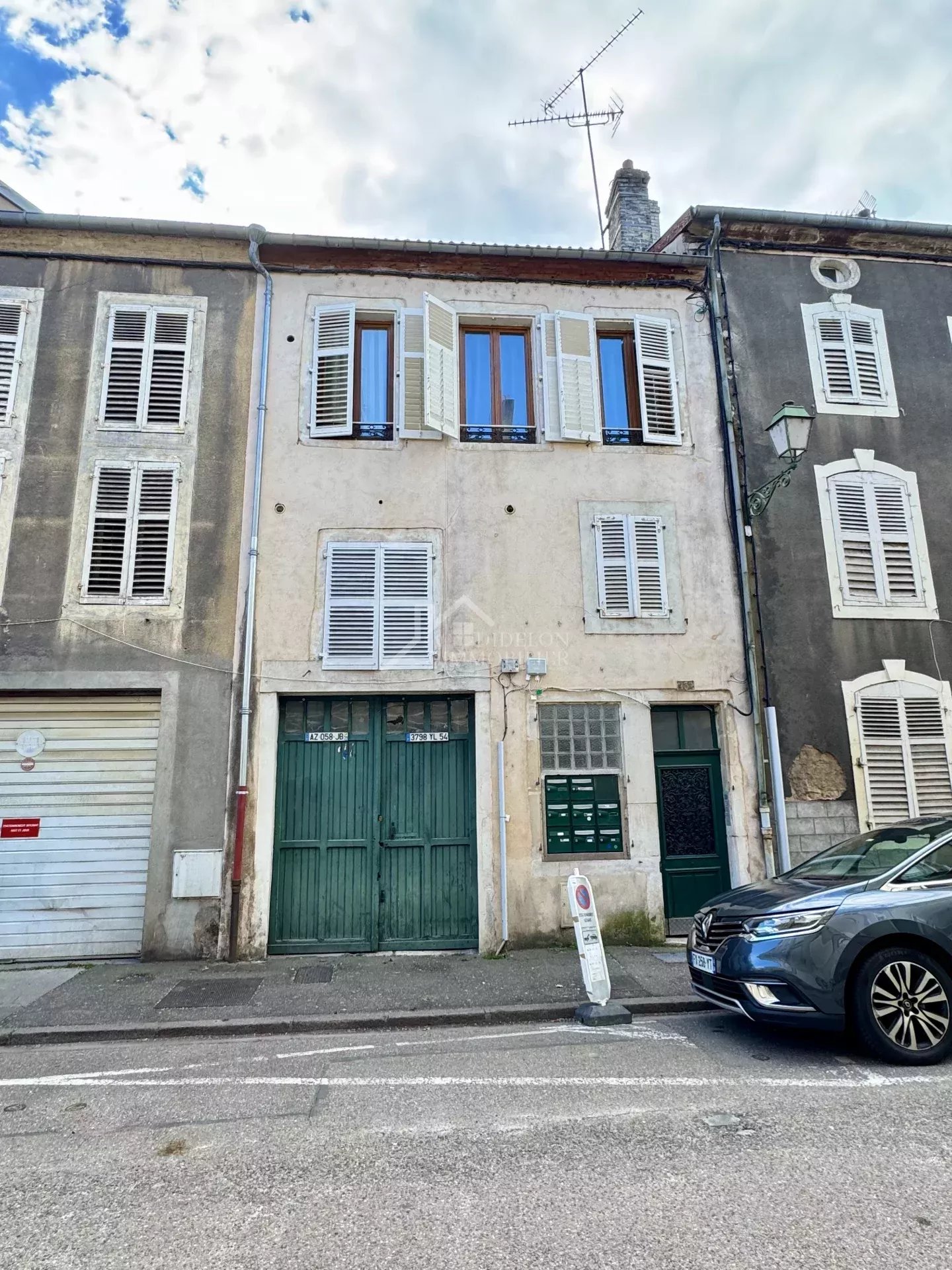 Agence immobilière de 