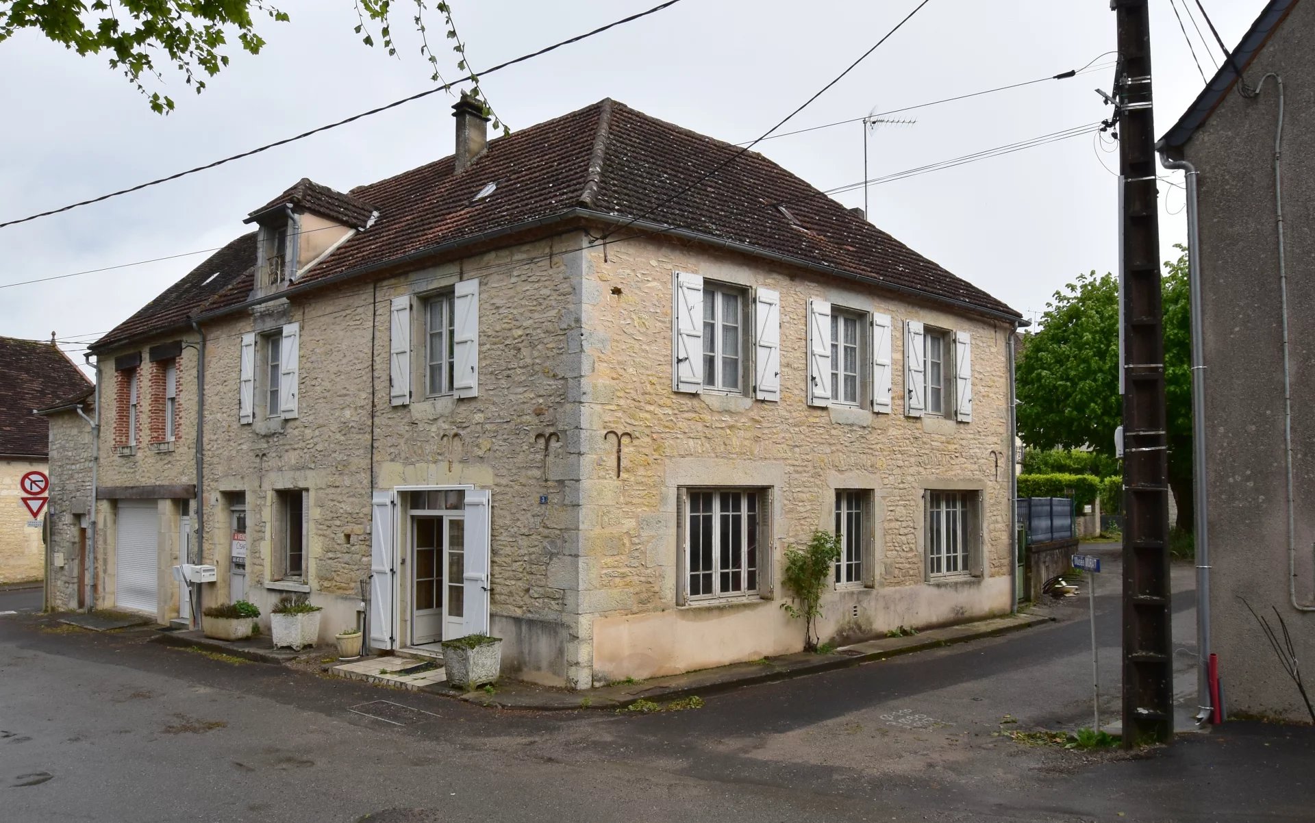 Maison 135 m² en Pierre à rénover, à Labastide Murat