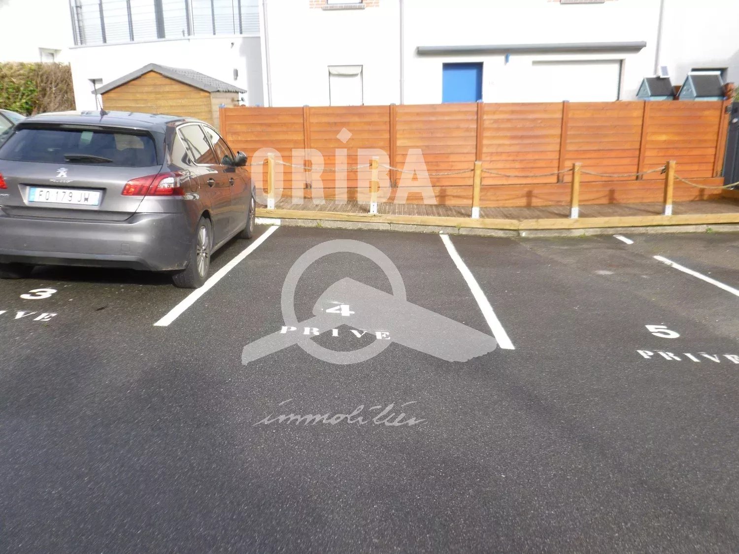 Location Parking Saint-Marc-sur-Mer