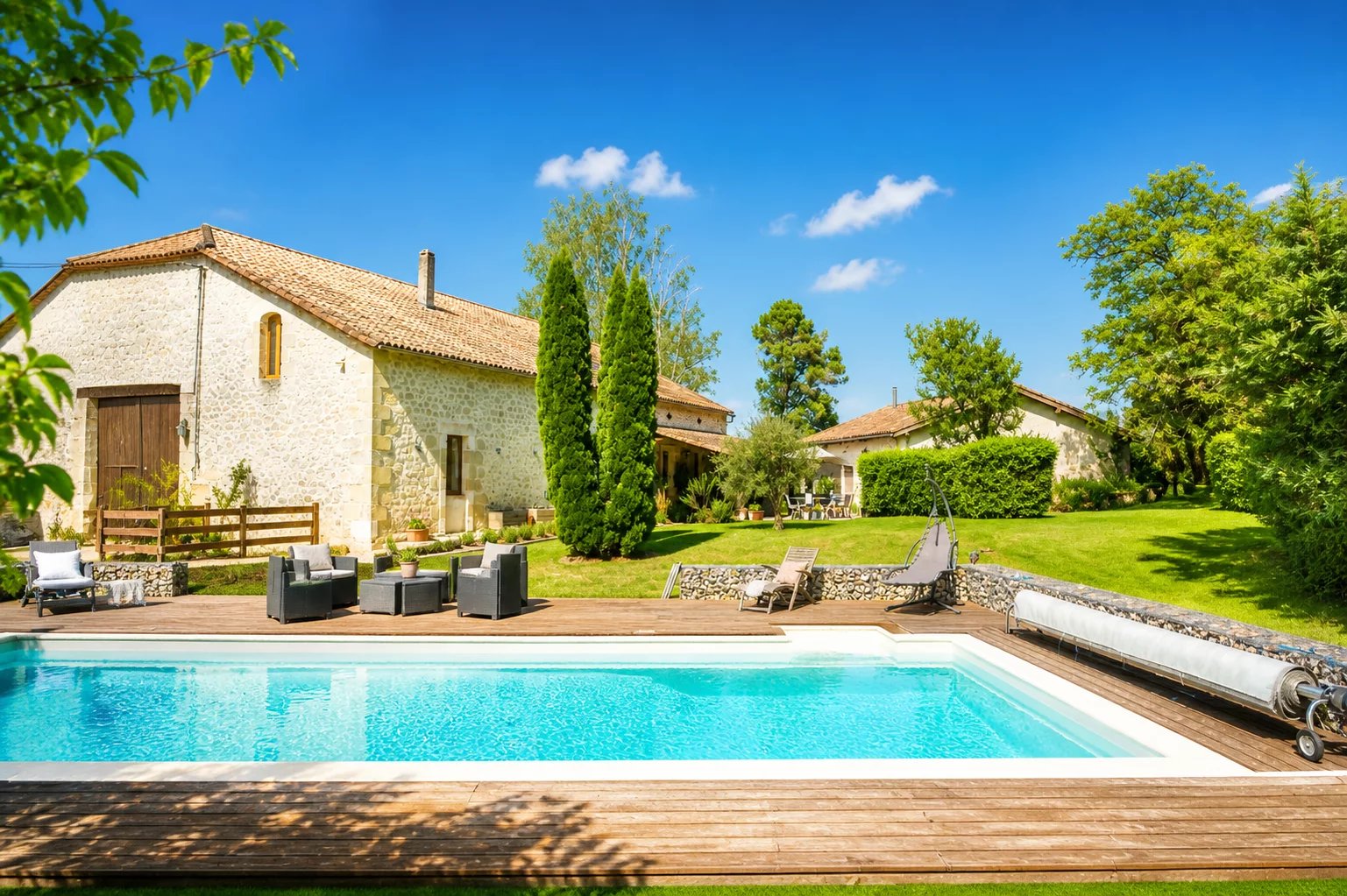 House in Lauzun - view 1