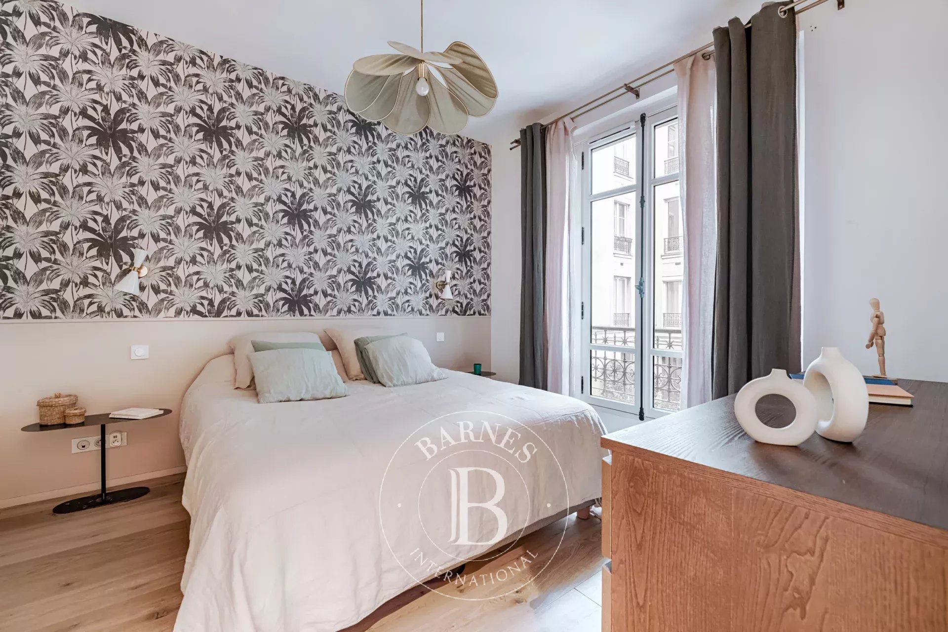 Daire Paris 3ème - picture 17