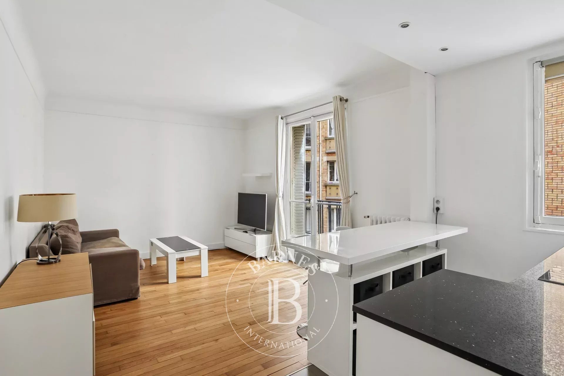 Paris  - Apartment  - picture 9