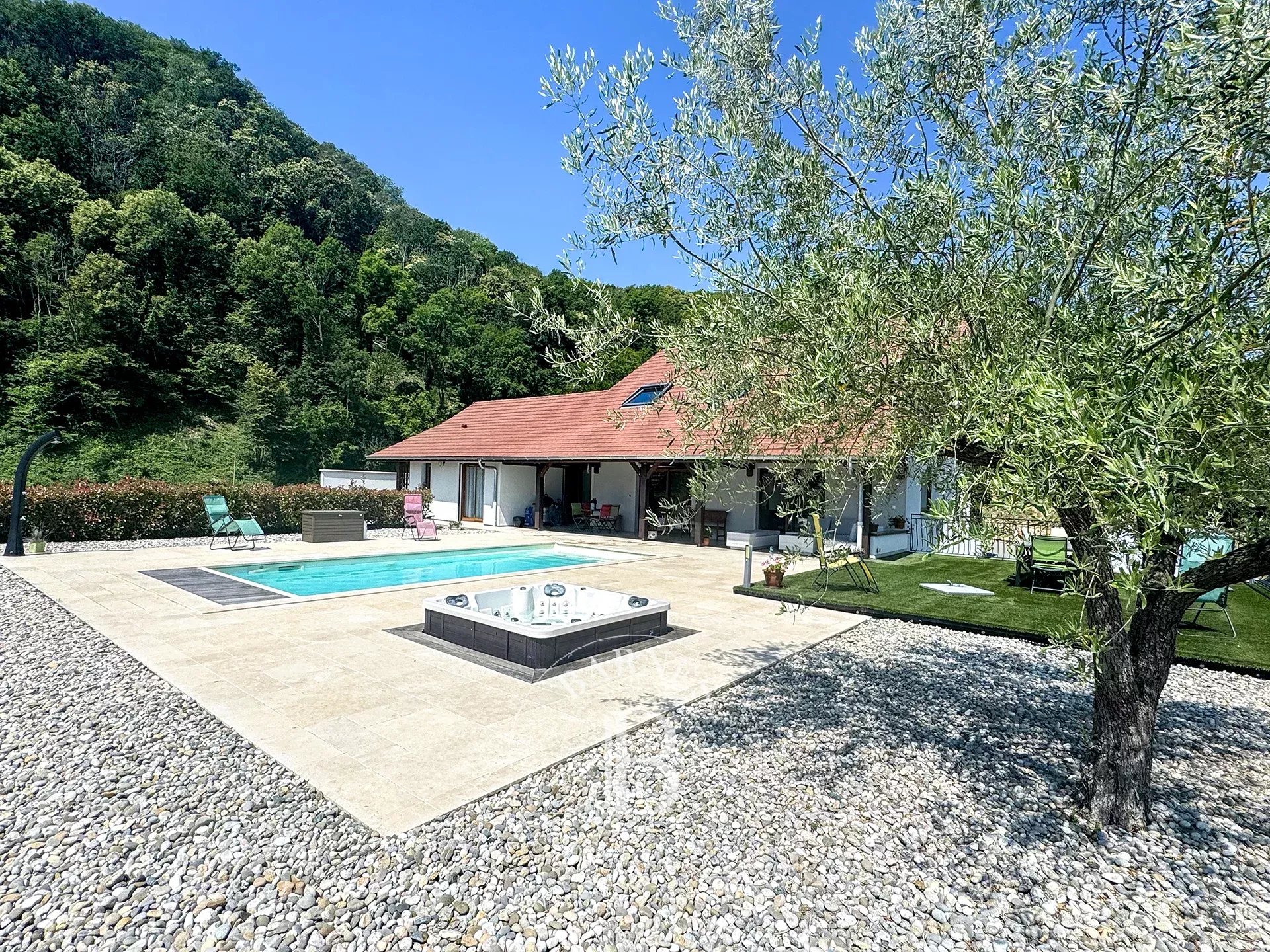 Maison Aix-les-Bains  -  ref 86077306 (picture 2)