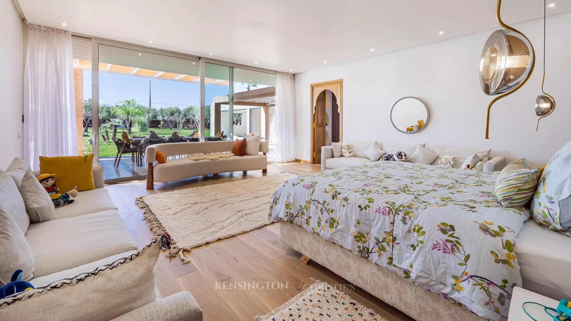 5 Bedroom Villa/Townhouse's Image 46