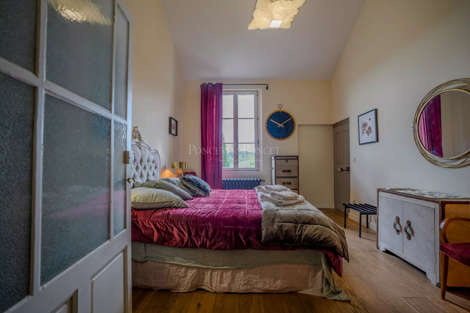 6 Bedroom Villa/Townhouse's Image 11