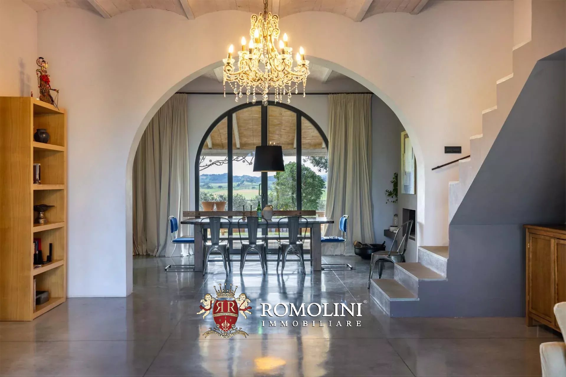 7 Bedroom Villa/Townhouse's Image 8