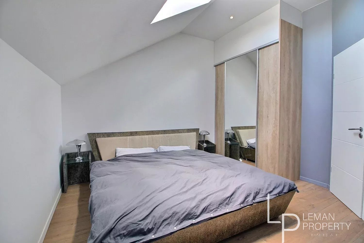 L'agence Leman property vous propose un appartement à la vente L'agence Leman property vous propose un appartement à la vente