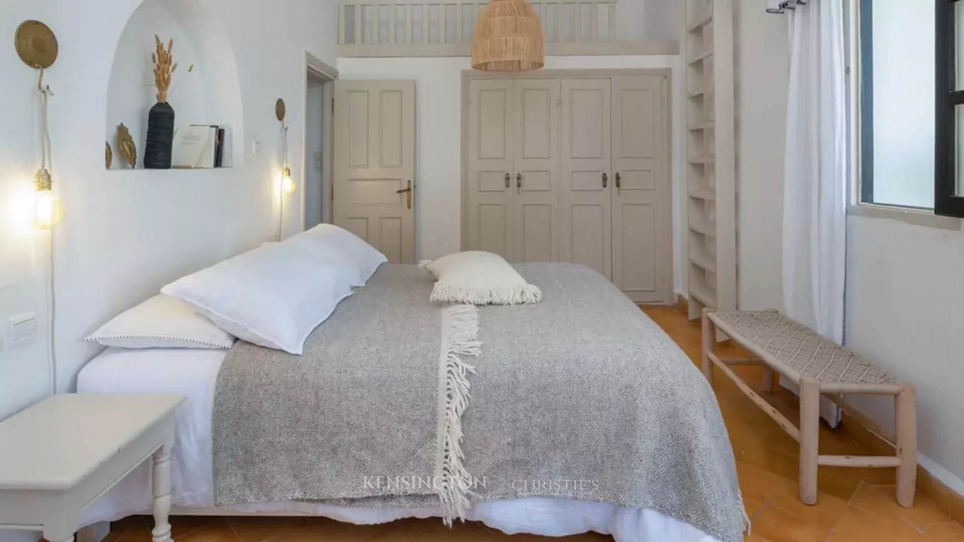 5 Bedroom Villa/Townhouse's Image 13