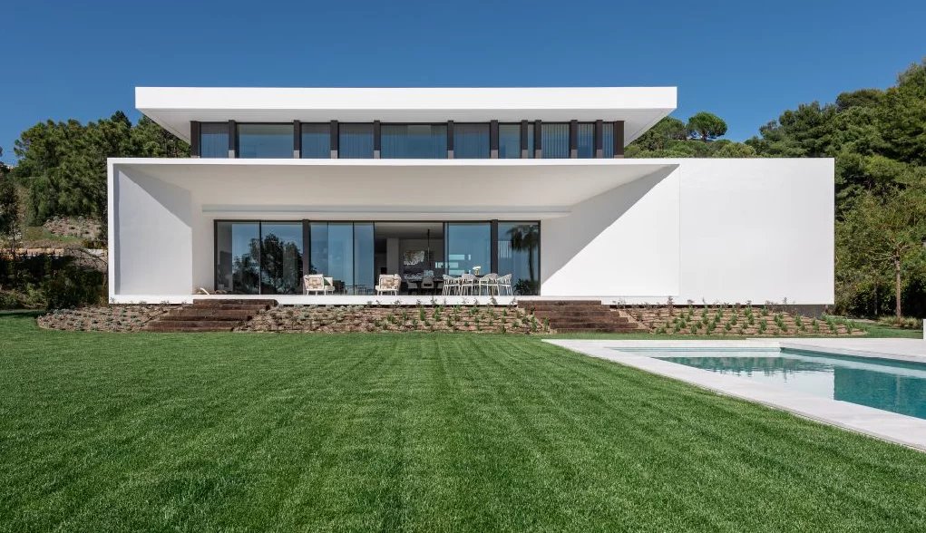 SPLENDIDE VILLA MODERNE SITUÉE À BENAHAVIS