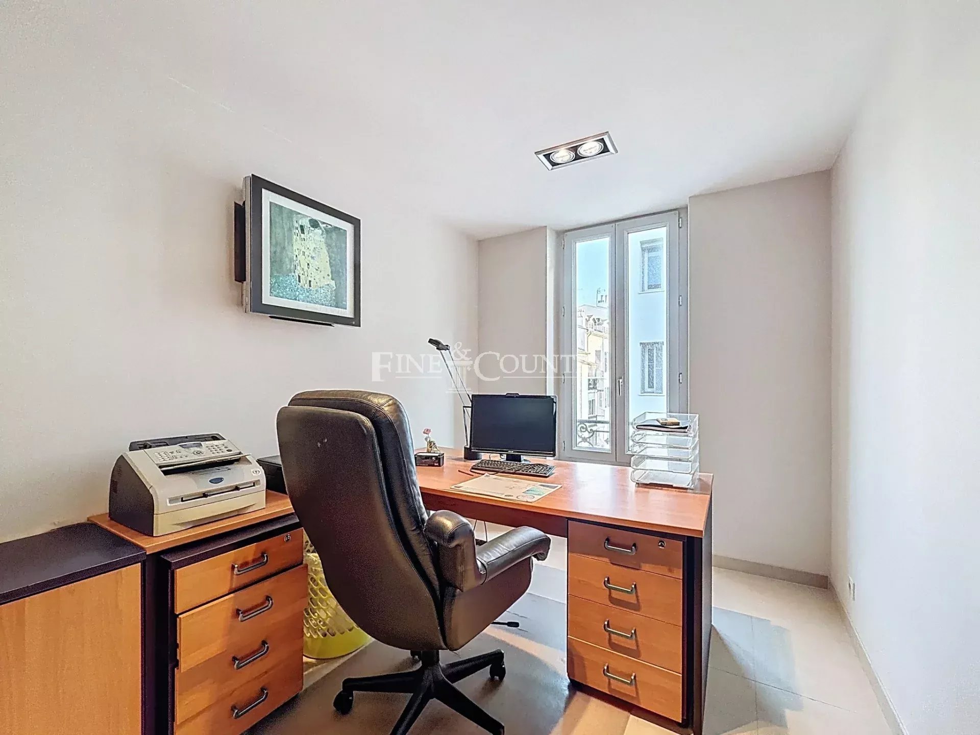 Photo of APPARTEMENT FOR SALE CANNES CENTER BANANE