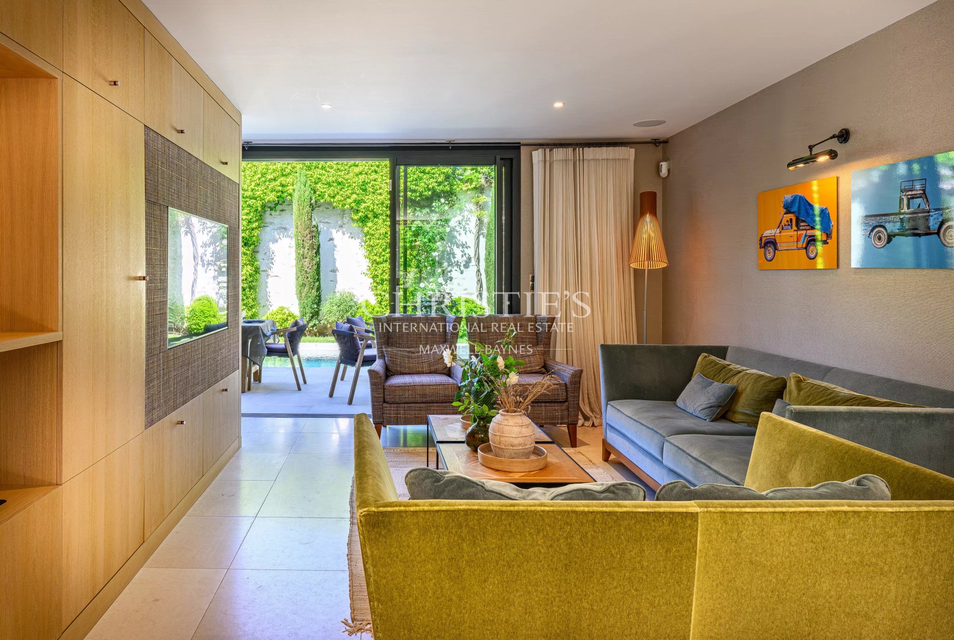 7 Bedroom Villa/Townhouse's Image 6