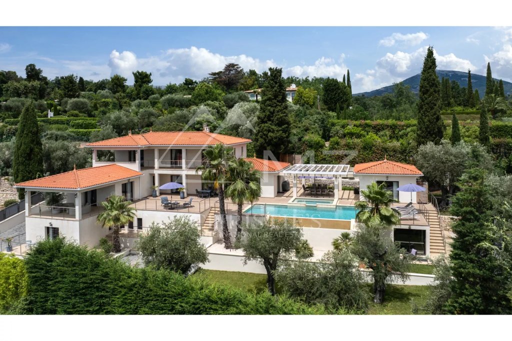 Villa for sale in Chateauneuf de Grasse — Luxury Villa Chateauneuf de Grasse | Panoramic Sea View Family Estate