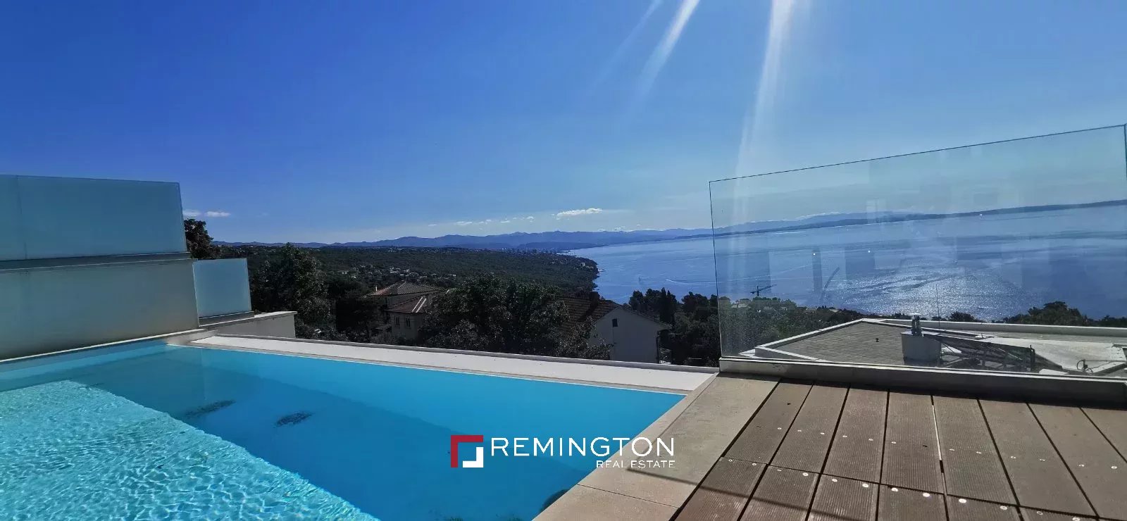 4 Bedroom Villa/Townhouse's Image 7