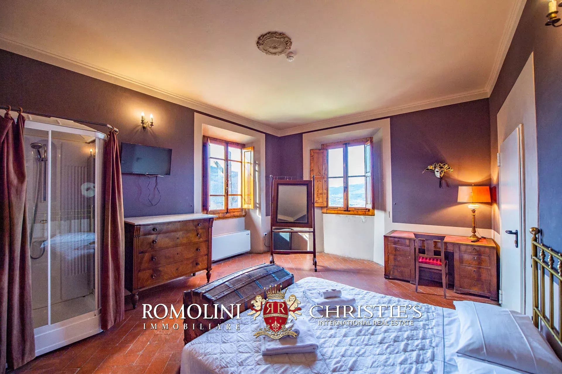 22 Bedroom Villa/Townhouse's Image 19