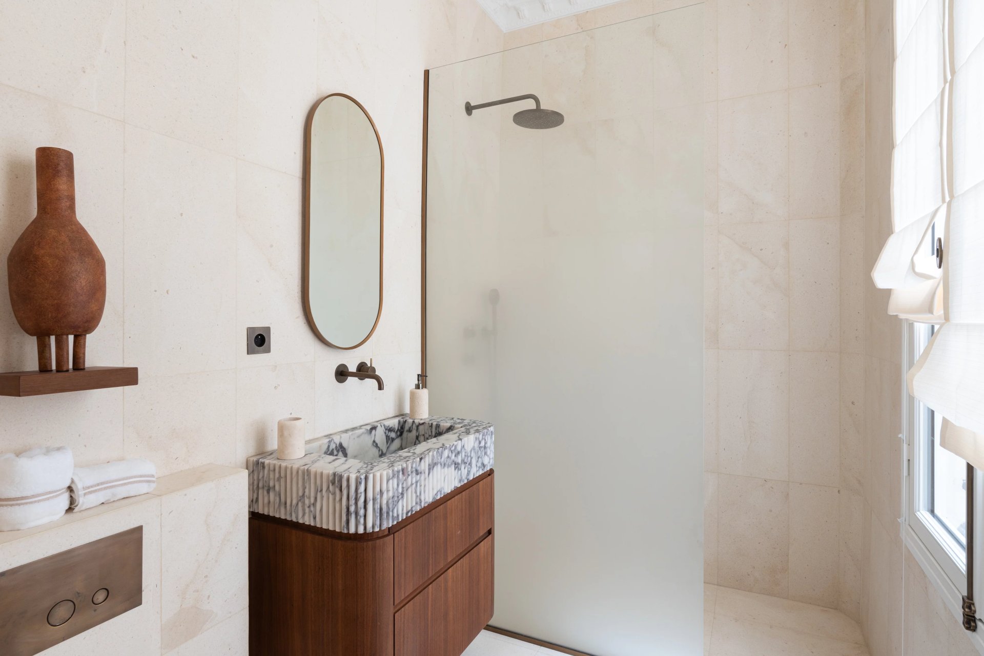 2 Bedroom Apartment/Flat's Image 10