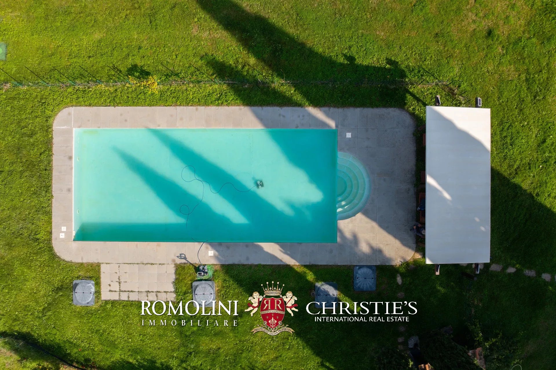 4 Bedroom Villa/Townhouse's Image 18