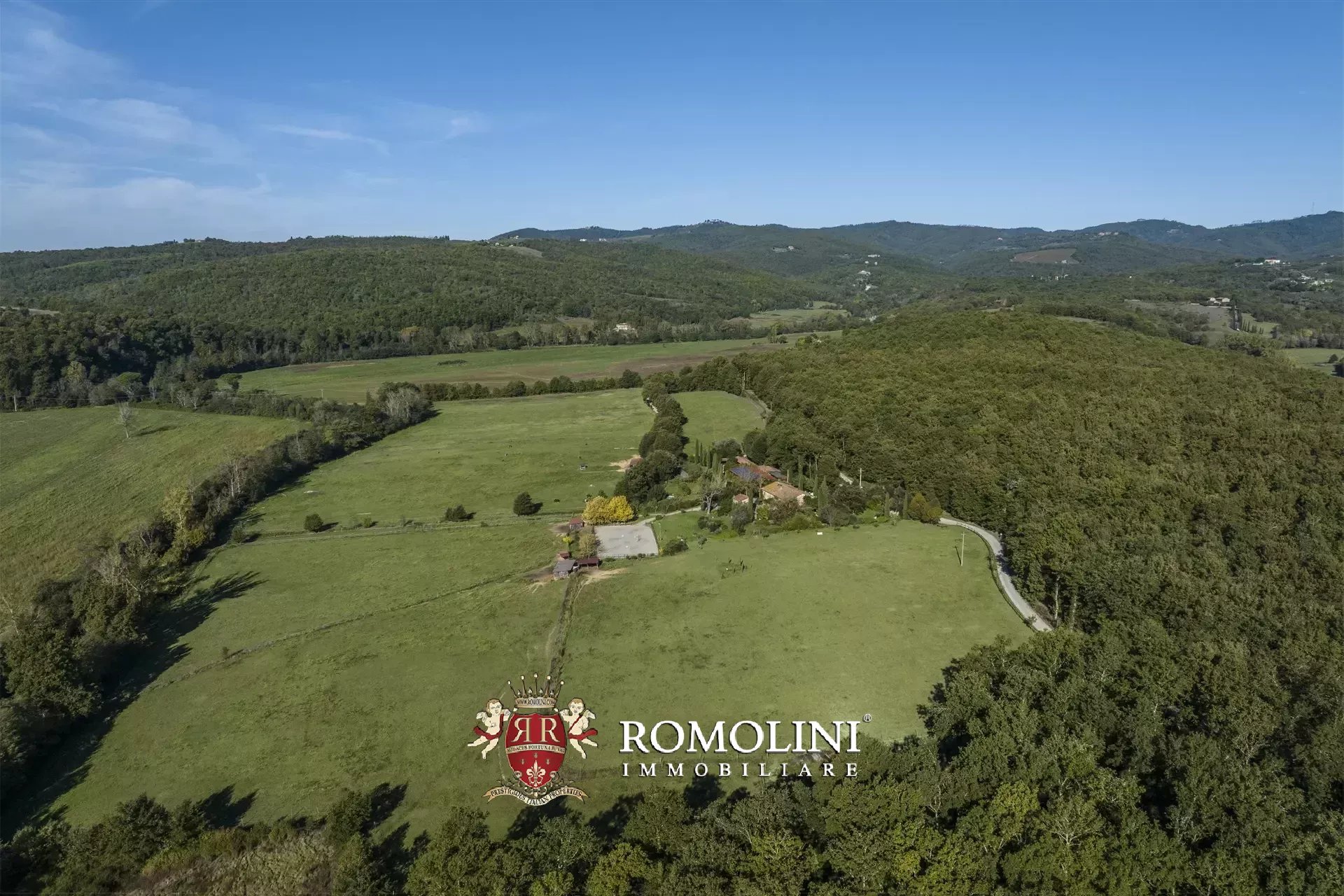 9 Bedroom Horse Property's Image 17