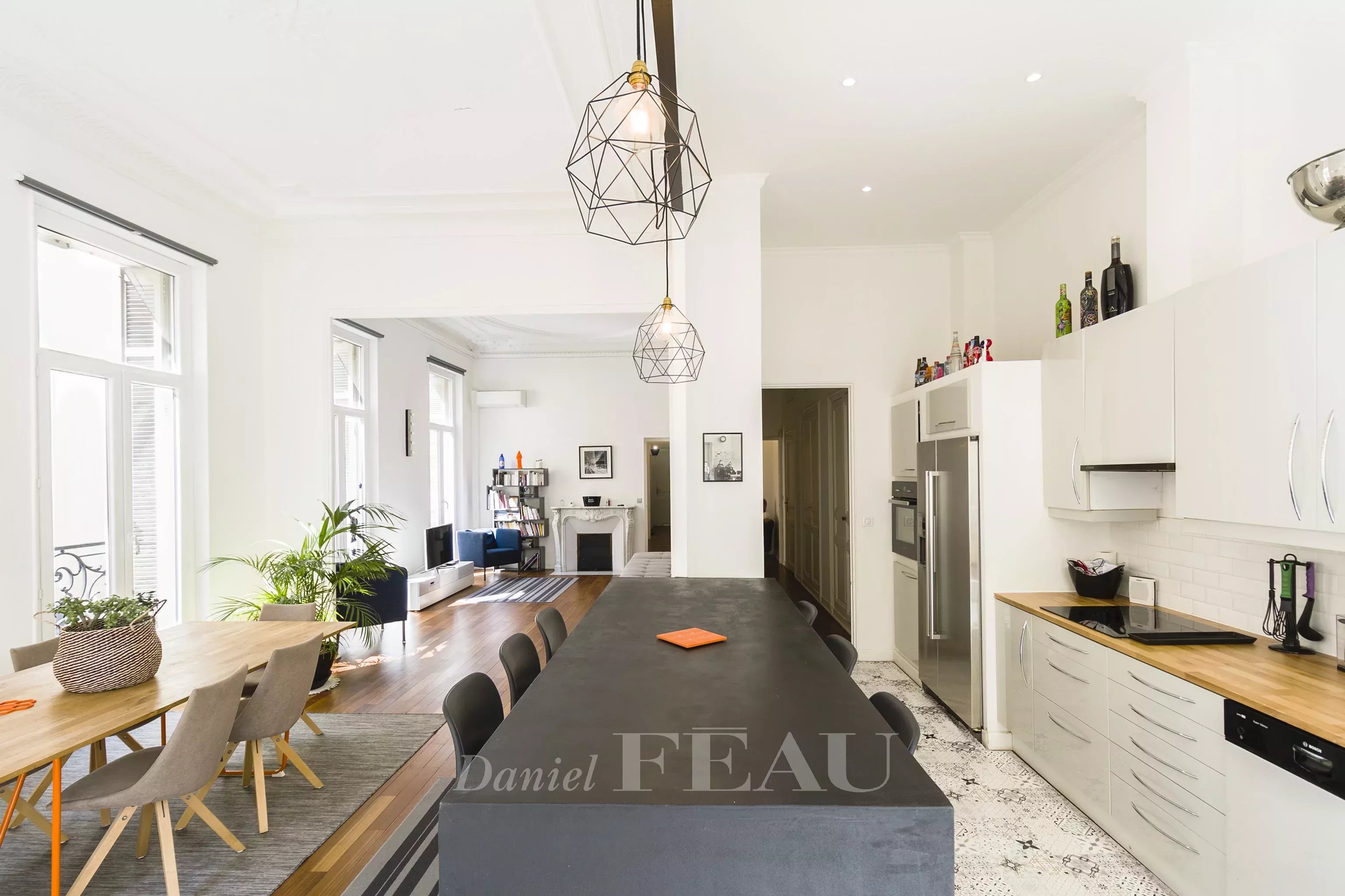 Sale Apartment Marseille 6ème
