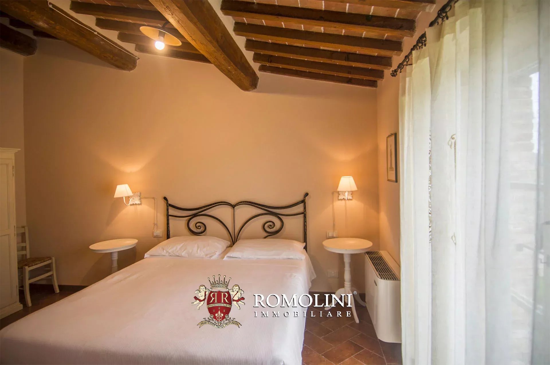 9 Bedroom Villa/Townhouse's Image 26