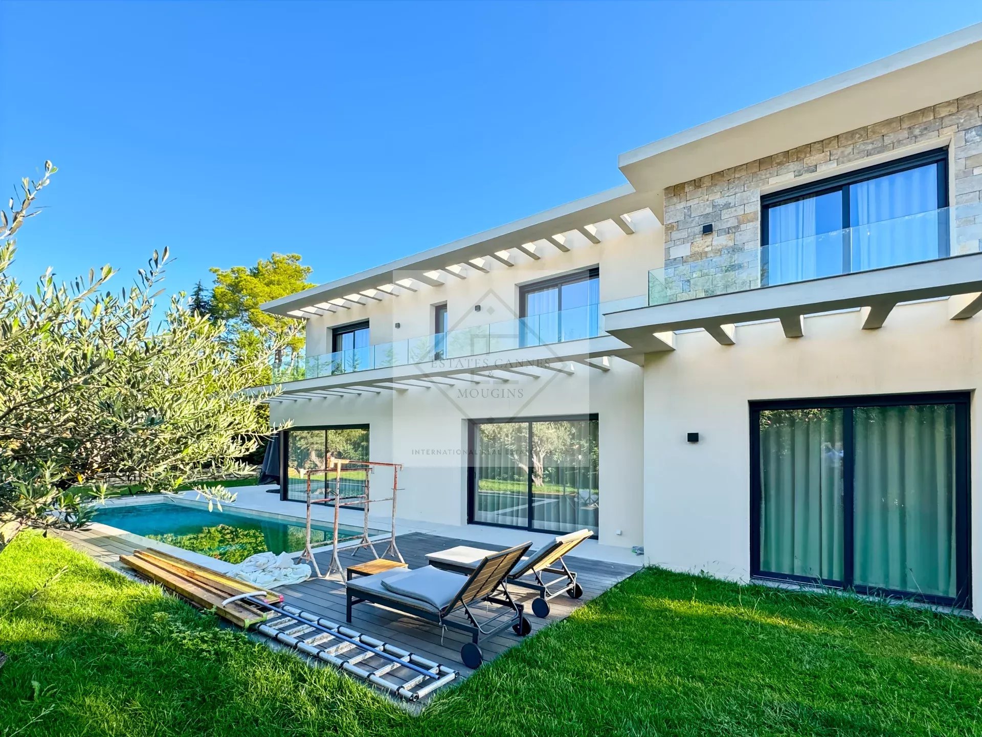 Villa Contemporaine – Quartier Très Recherché à Mougins — photo 6