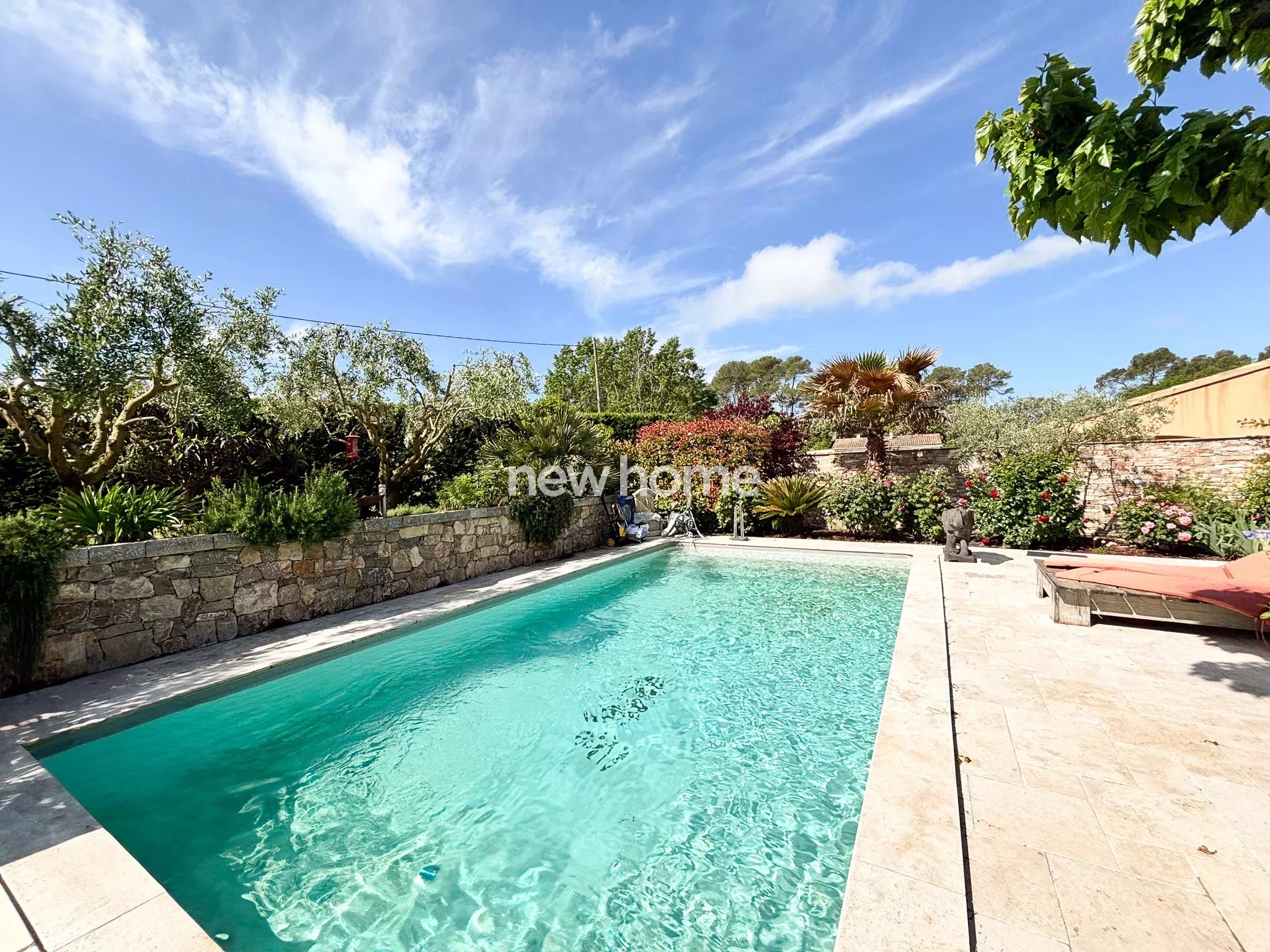 Charmante villa provençale de plain pied 140 m² à 1km du village