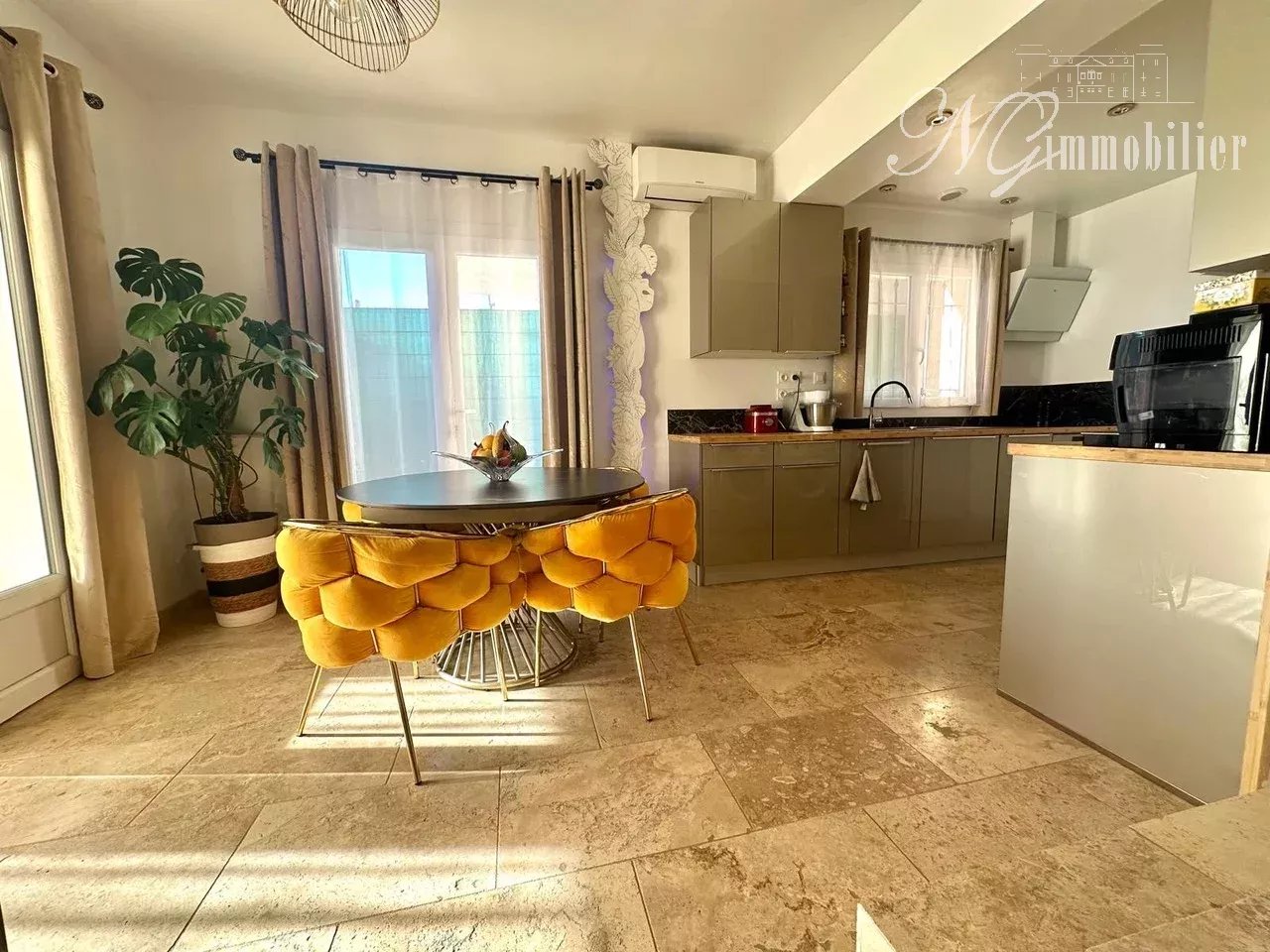 Agence immobilière de 