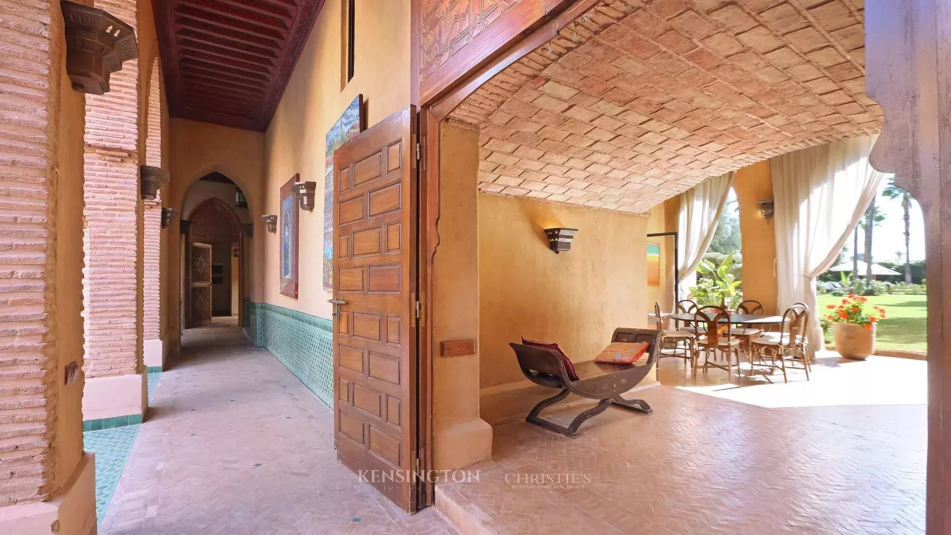 8 Bedroom Villa/Townhouse's Image 4
