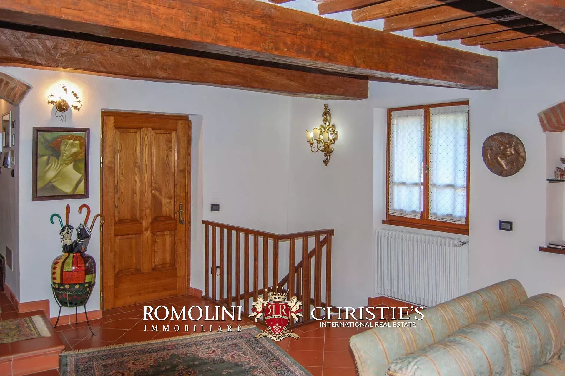 10 Bedroom Villa/Townhouse's Image 31