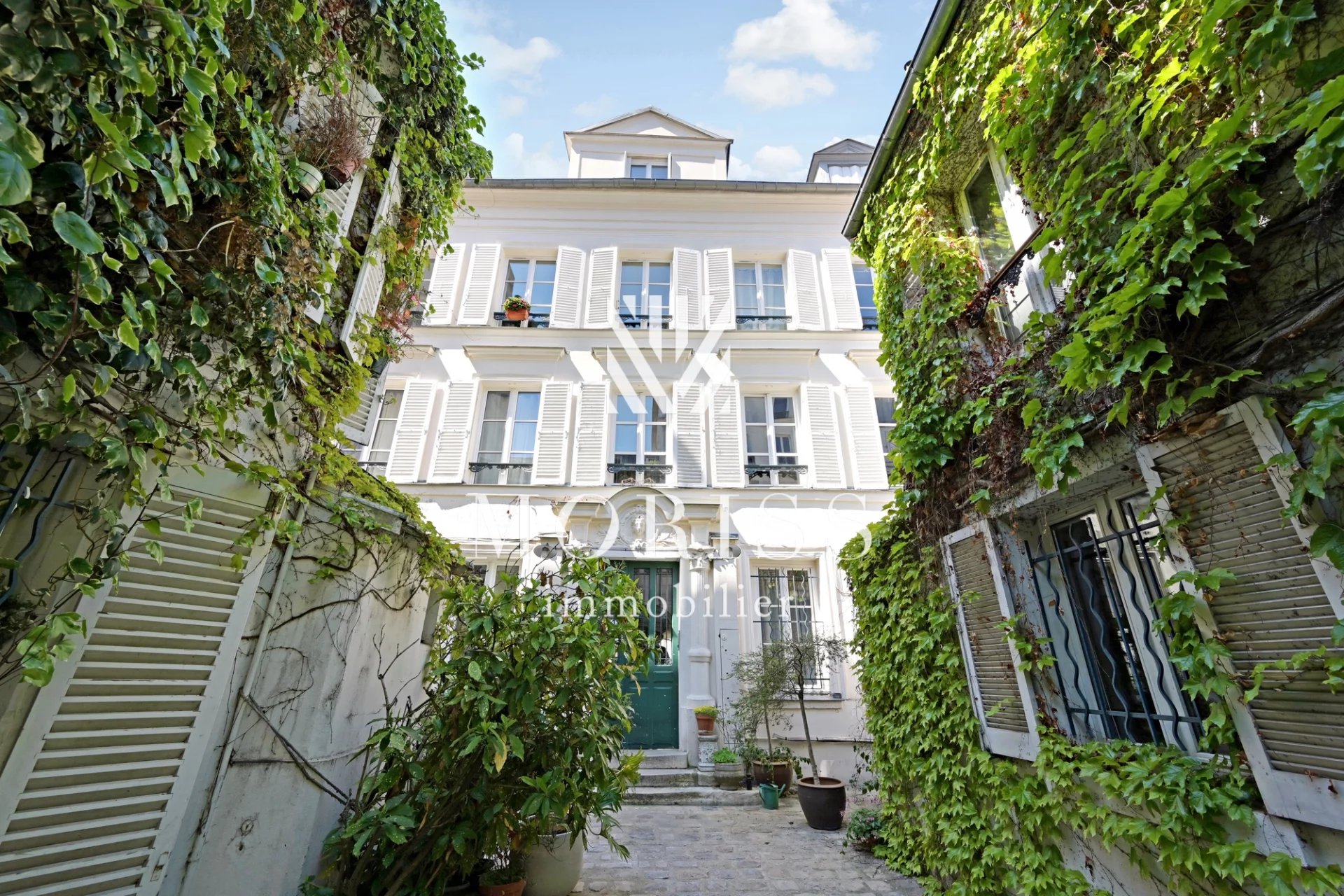APPARTEMENT 2/3 PIECES-PARIS 18-ABBESSES - Image 1