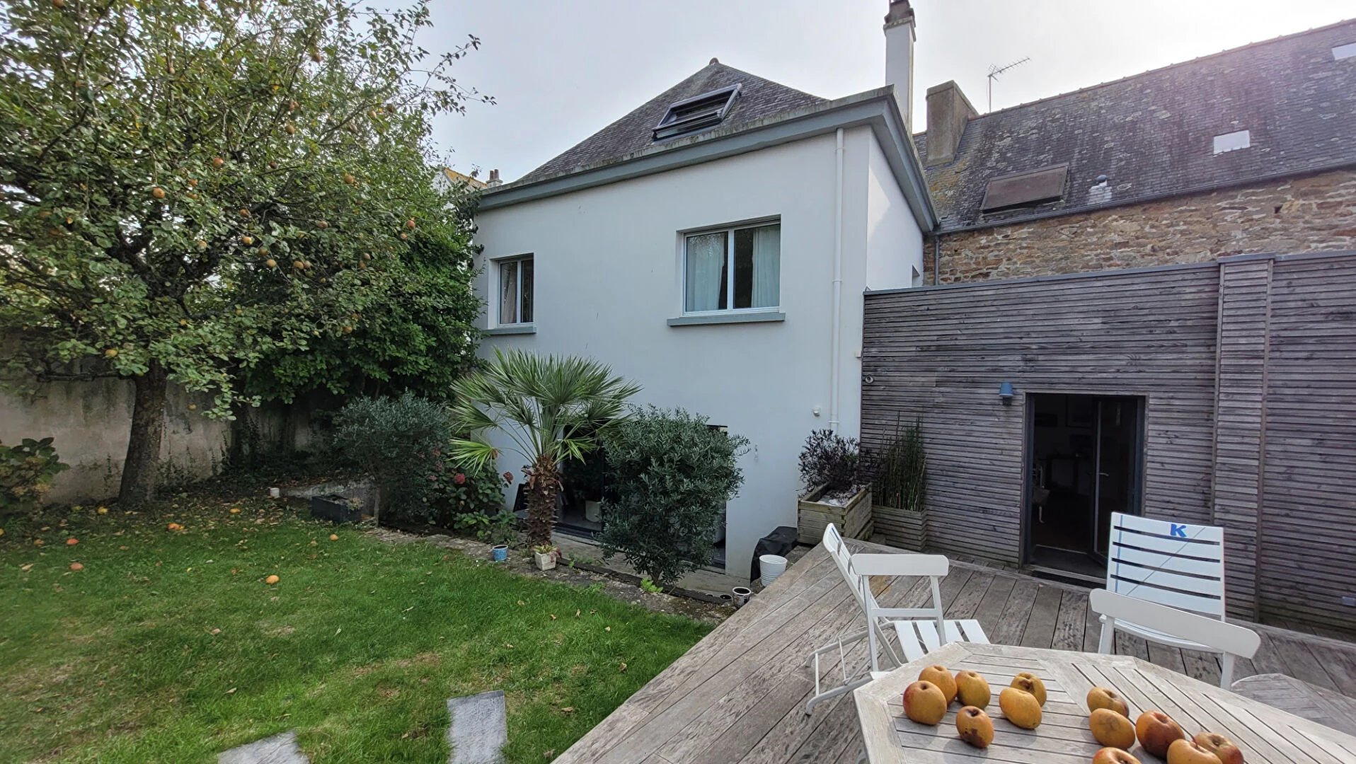 Superbe rénovation de maison de ville à Concarneau 7 pièces, 224 m² au coeur du Passage