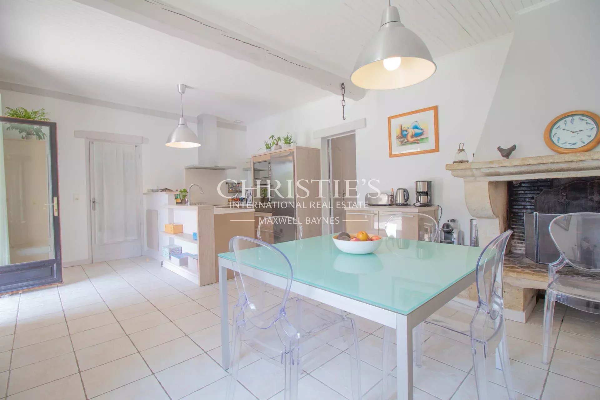 9 Bedroom Villa/Townhouse's Image 11