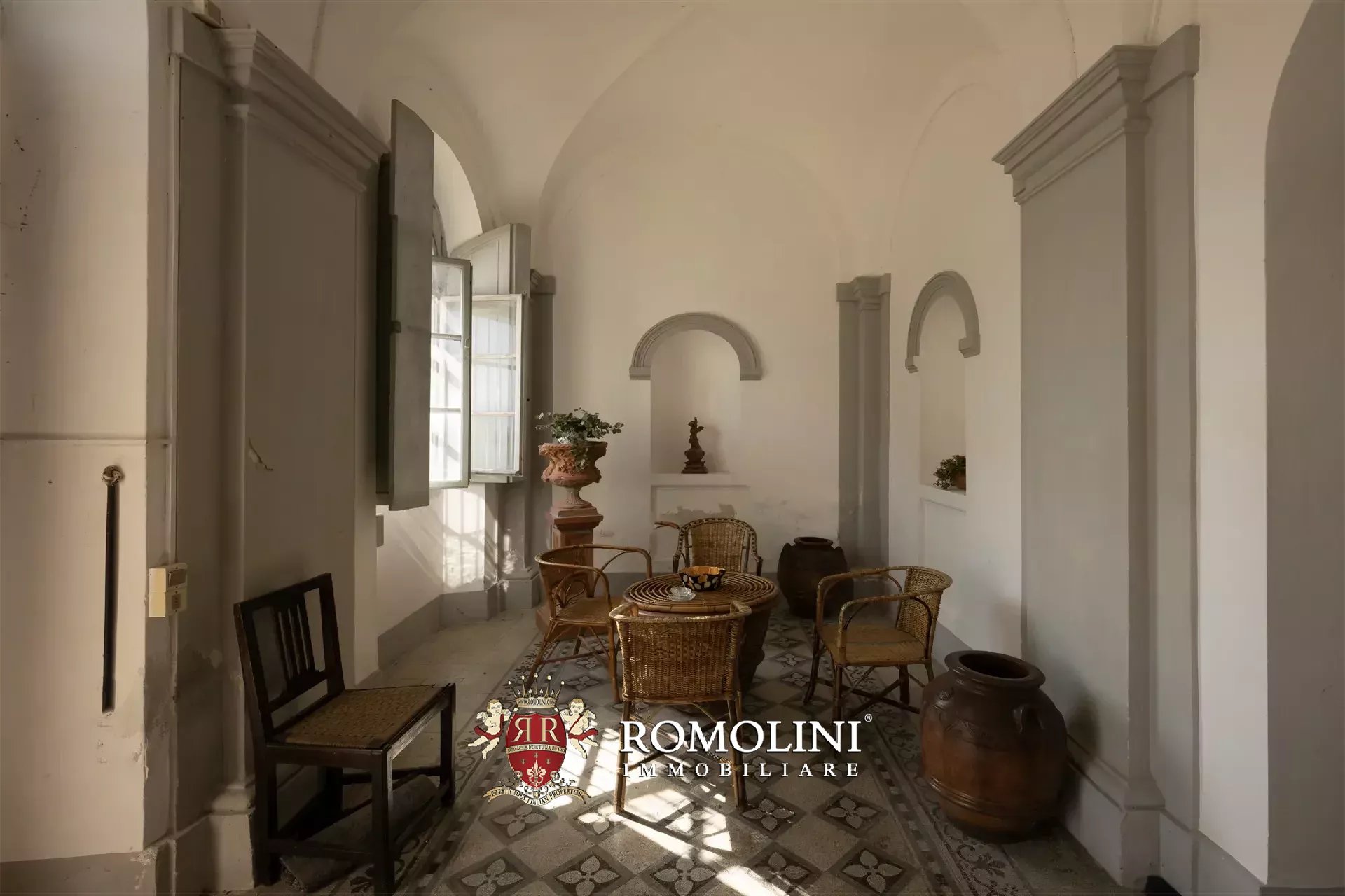 17 Bedroom Villa/Townhouse's Image 8