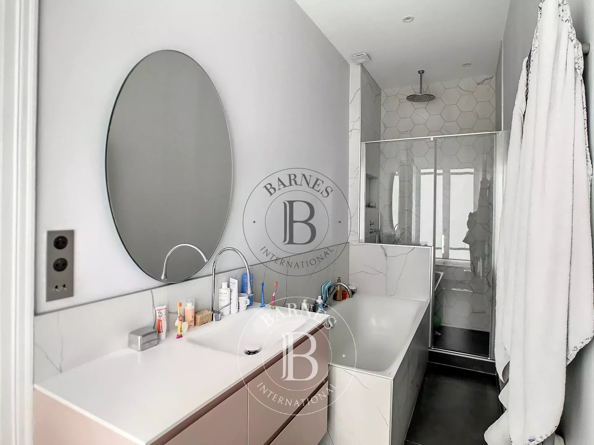 Daire Paris 8ème - picture 9