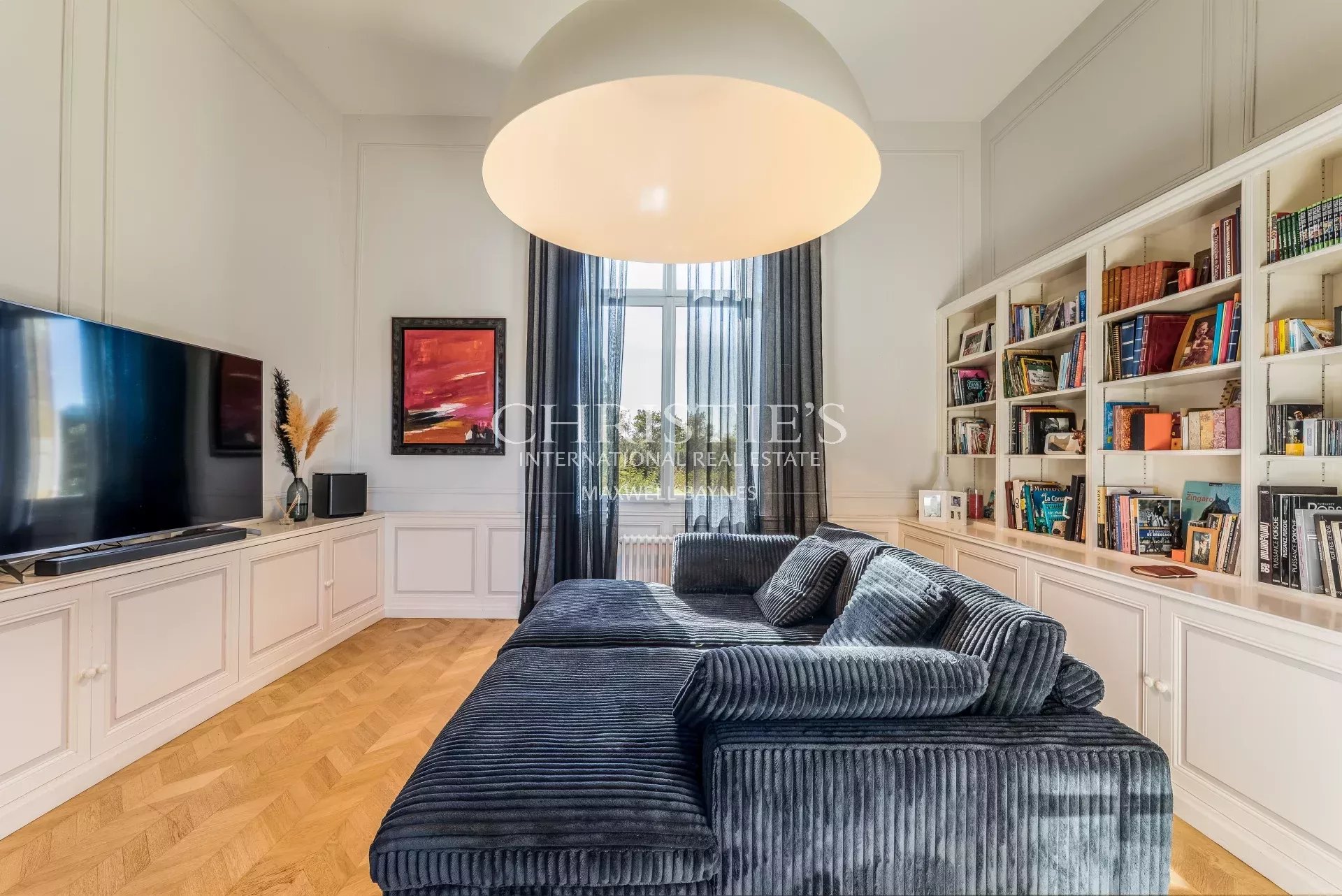 6 Bedroom Villa/Townhouse's Image 6