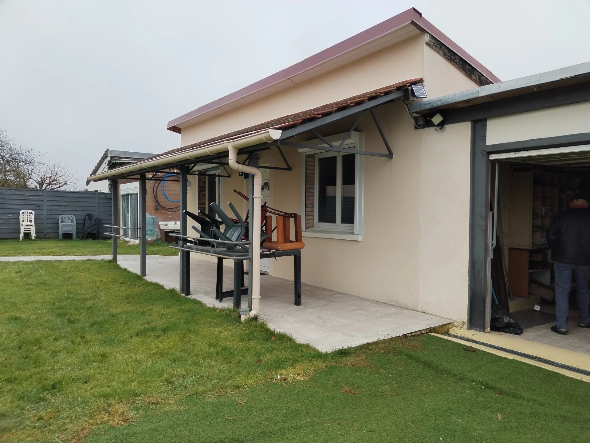 MAISON ET DÉPENDANCES SUR 1 225 M² DE TERRAIN — photo 14