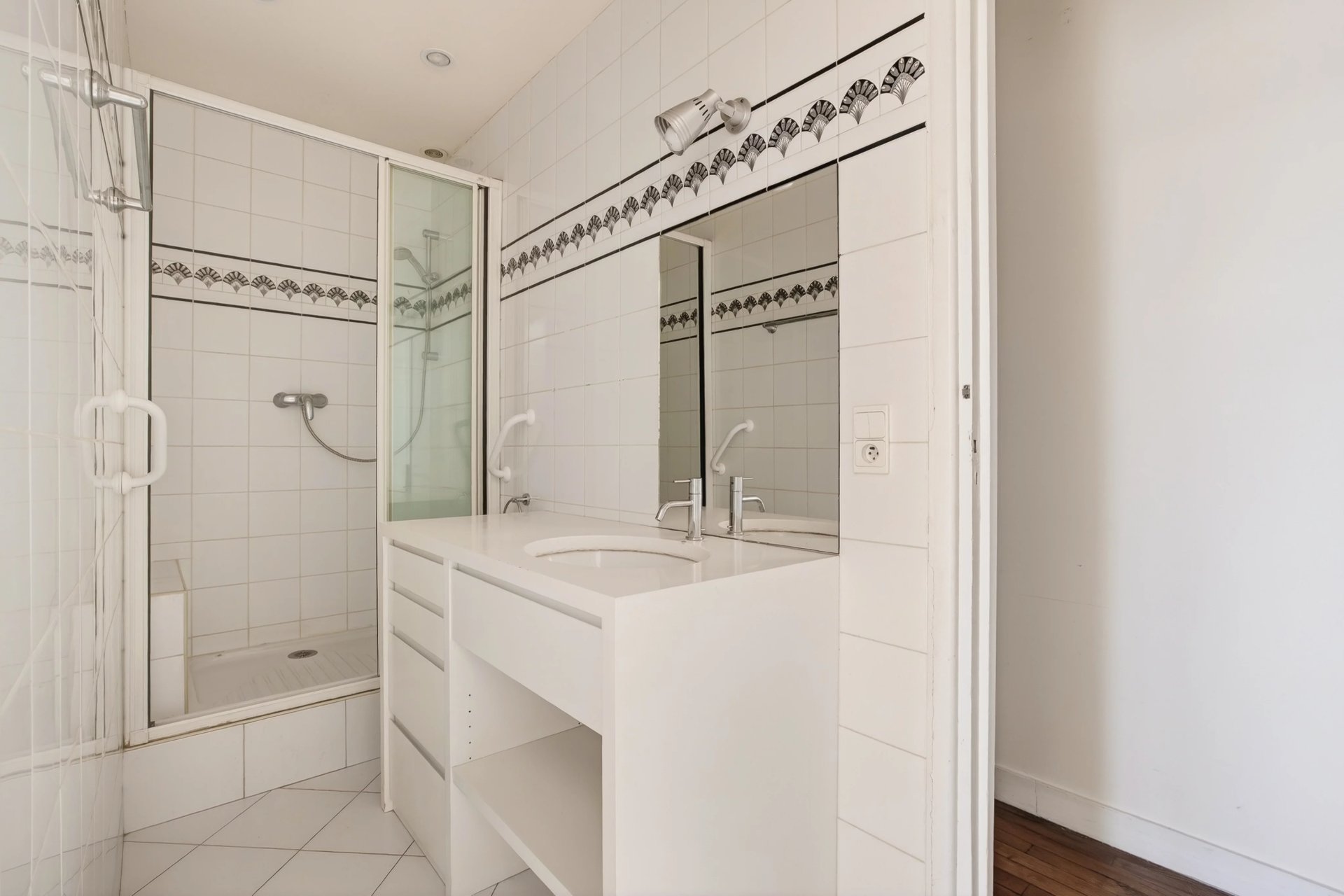 6 Bedroom Apartment/Flat's Image 8