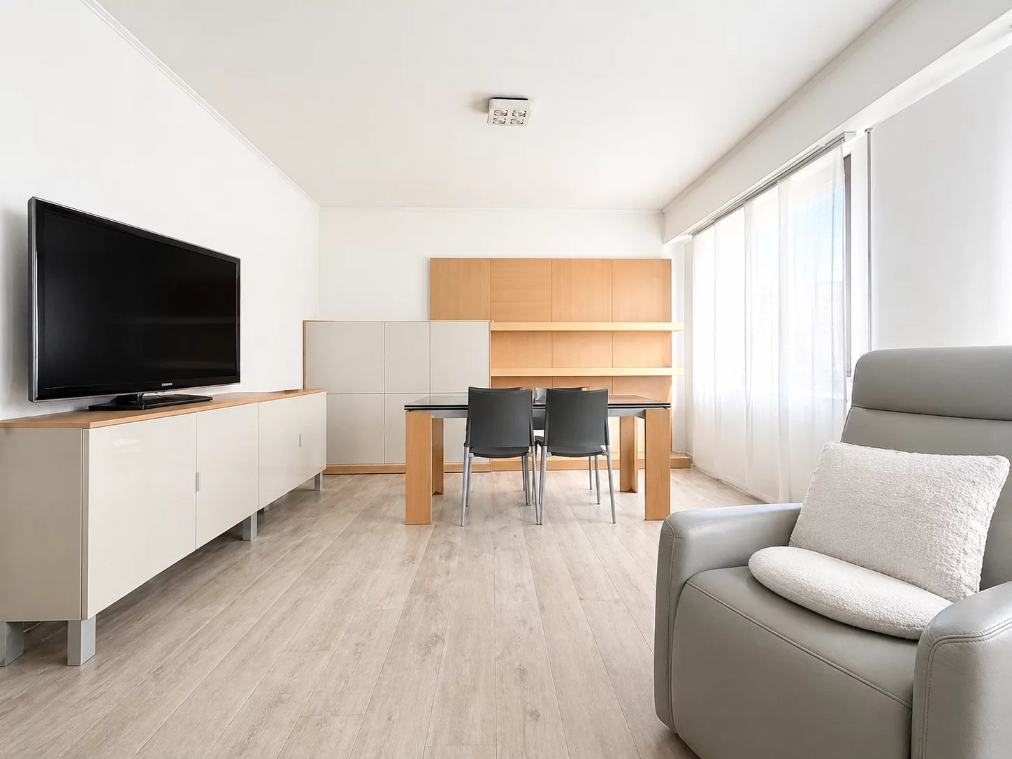 Agence immobilière de AXHOME IMMO SARL