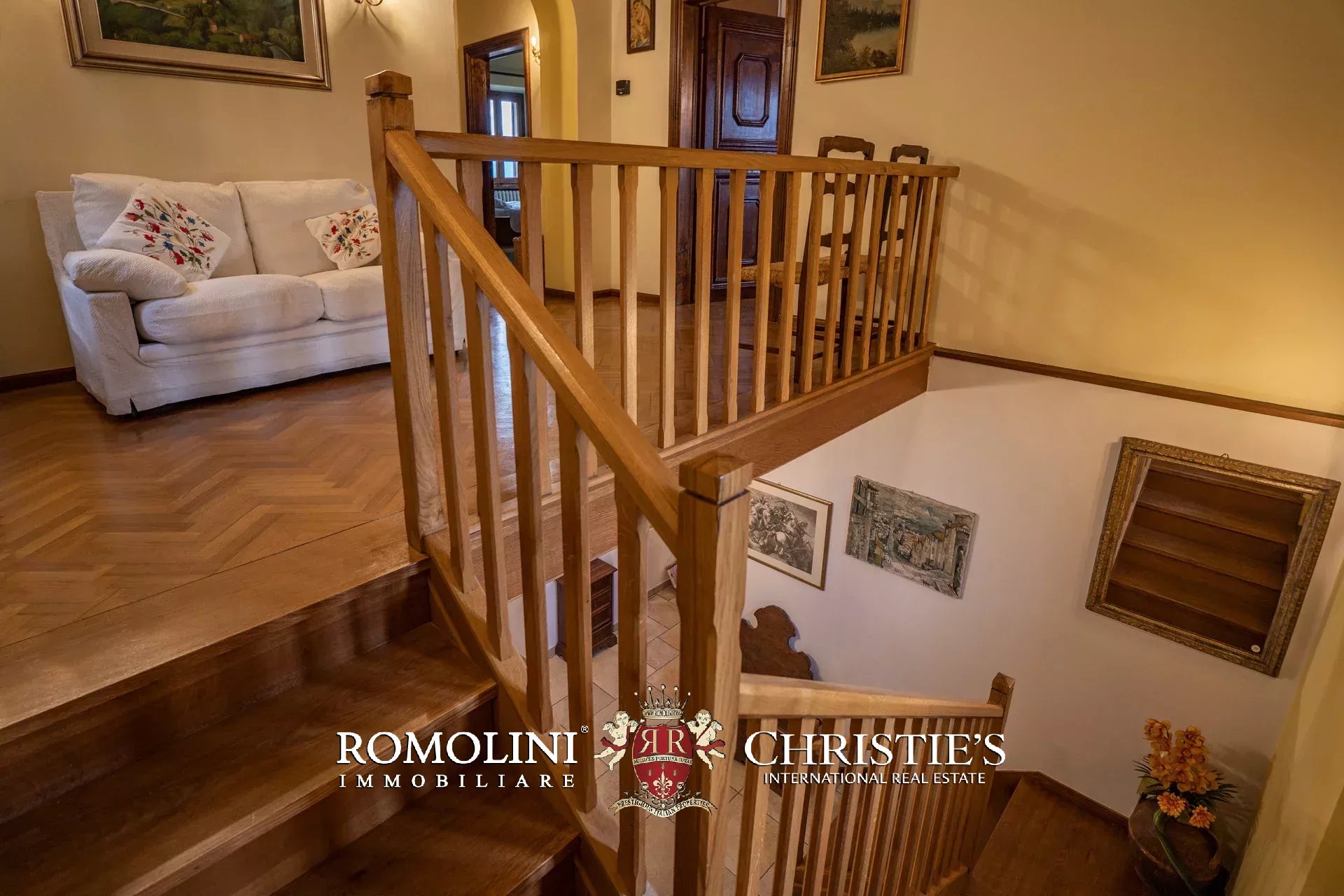 3 Bedroom Villa/Townhouse's Image 51