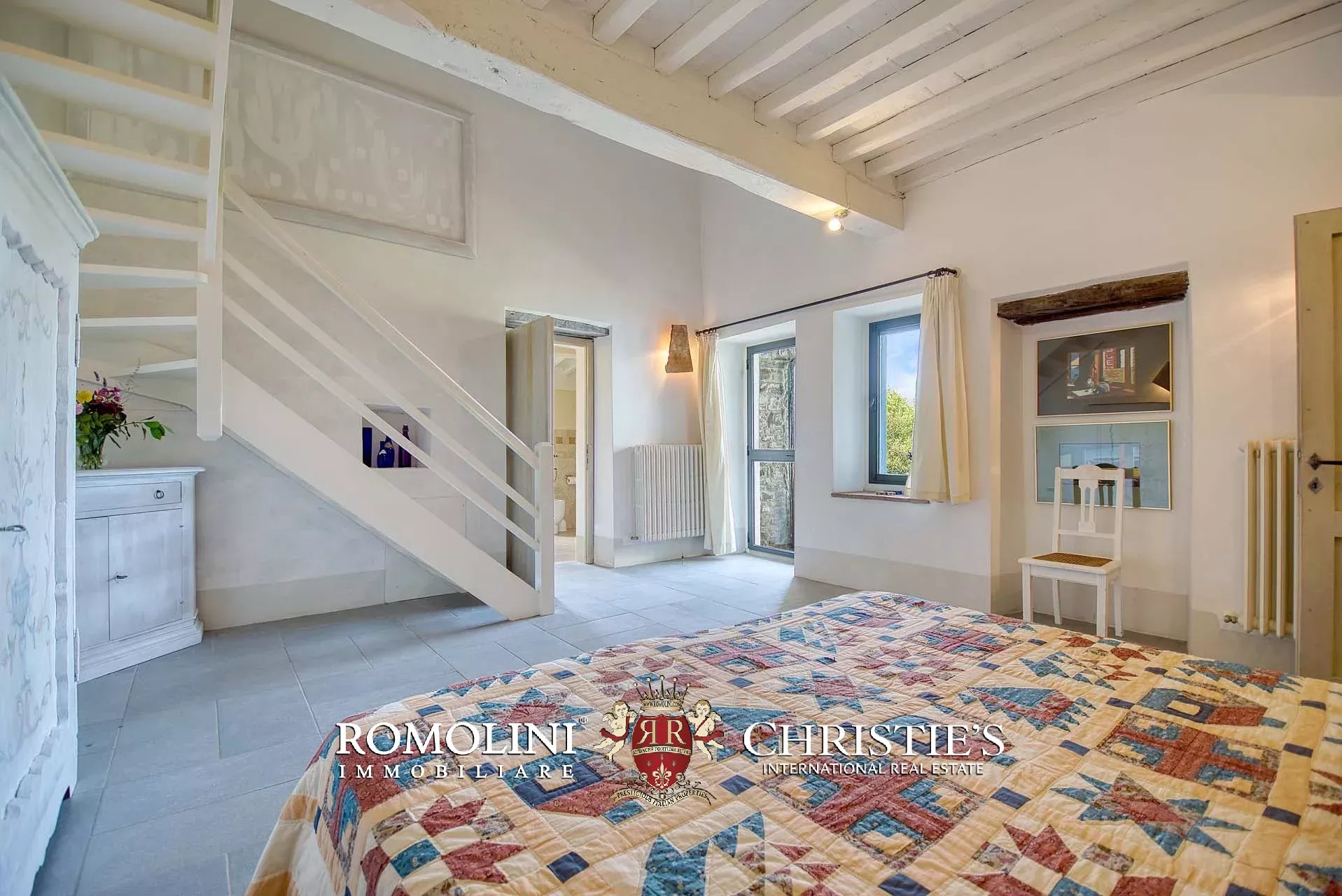 6 Bedroom Villa/Townhouse's Image 46