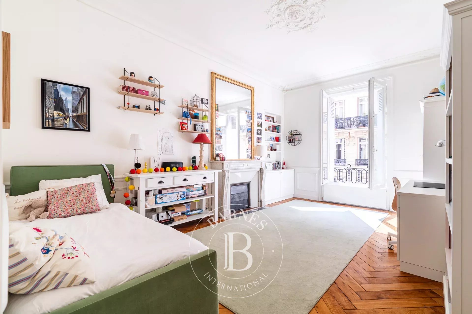 Paris  - Apartment 4 Bedrooms - picture 14