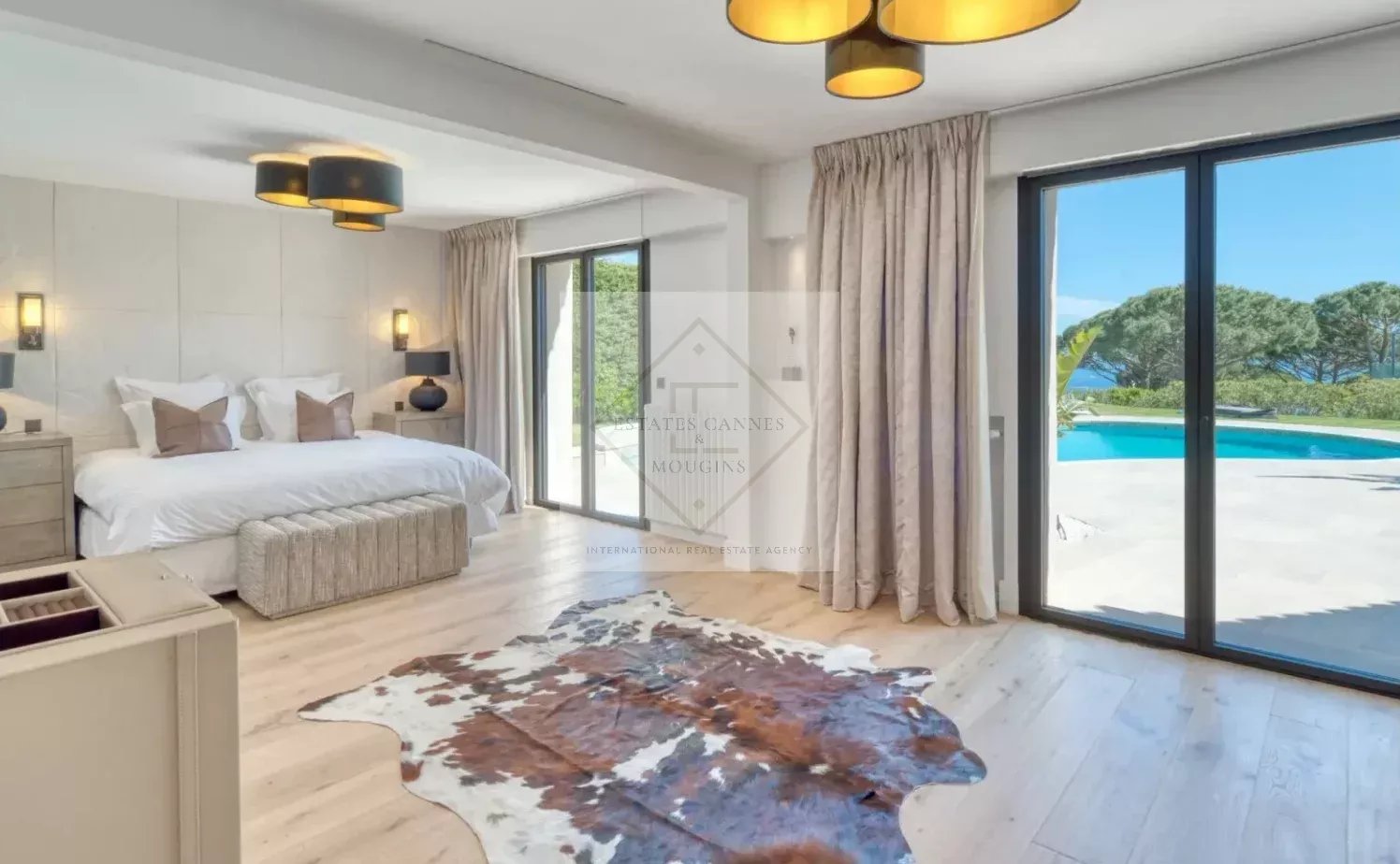 LOCATION À L’ANNÉE | VILLA D’EXCEPTION AVEC VUE MER & TENNIS PRIVÉ — photo 21